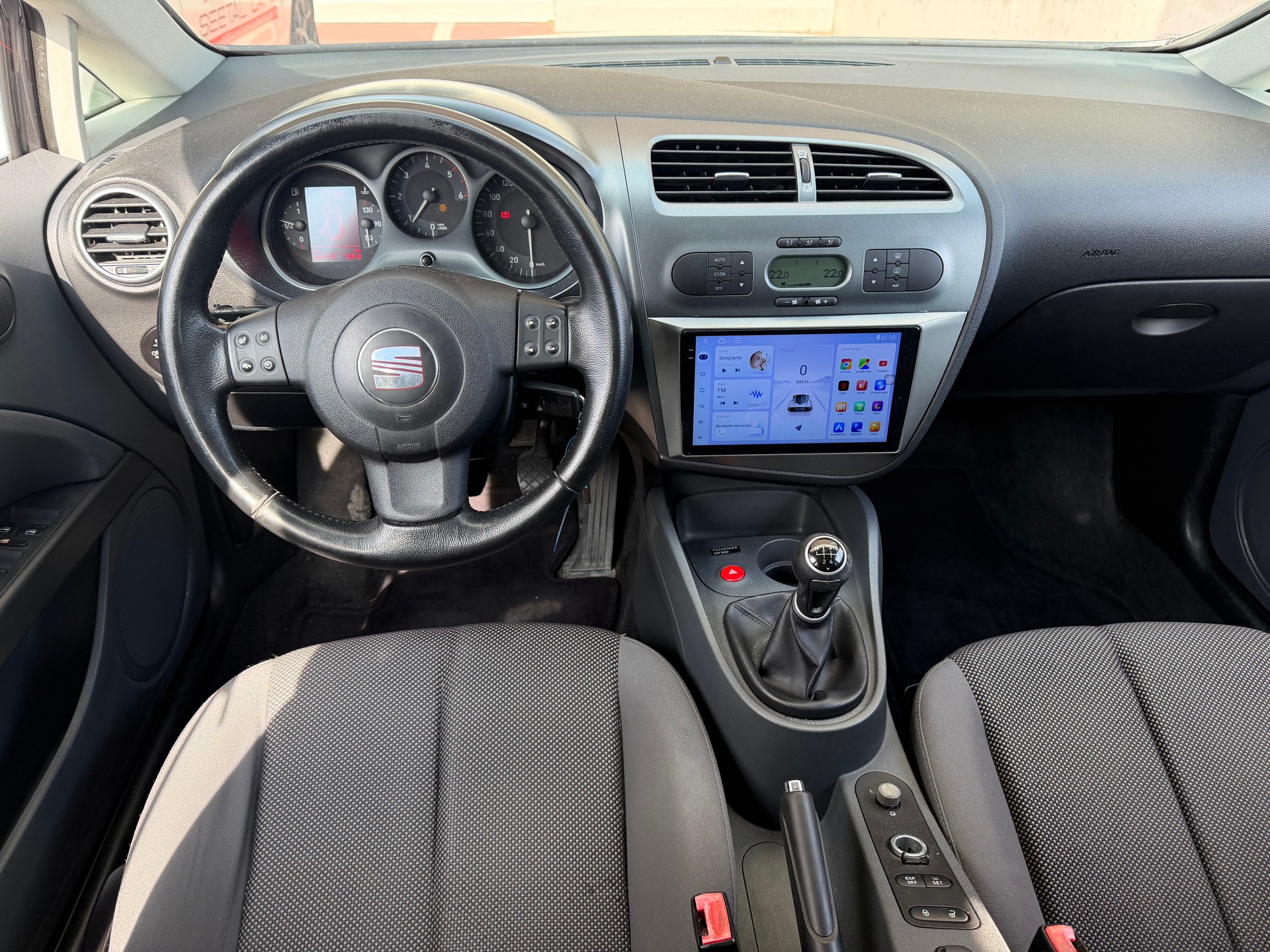 SEAT Leon 1.9 TDI Ecomotive Plus-image-9