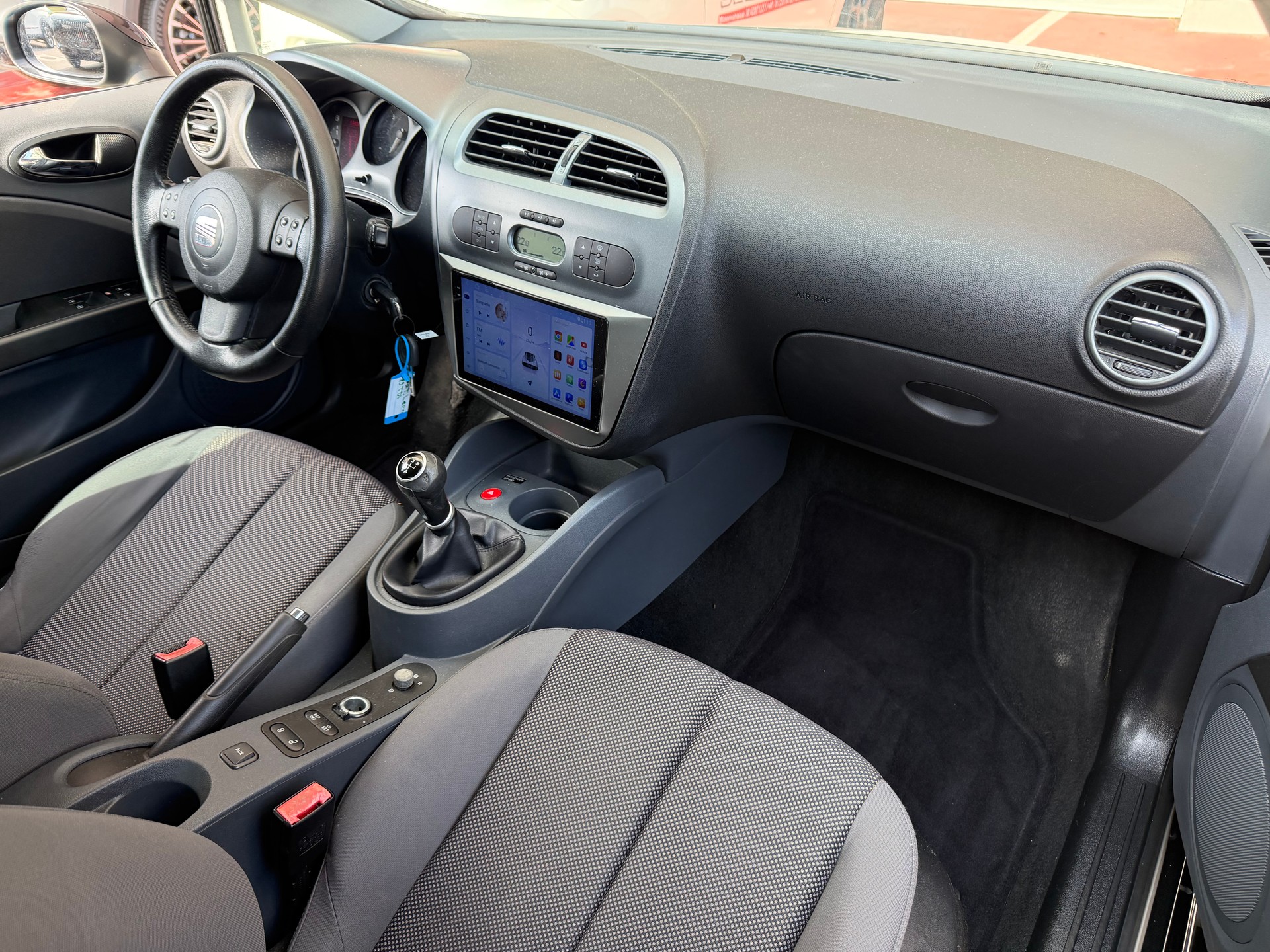 SEAT Leon 1.9 TDI Ecomotive Plus-image-12