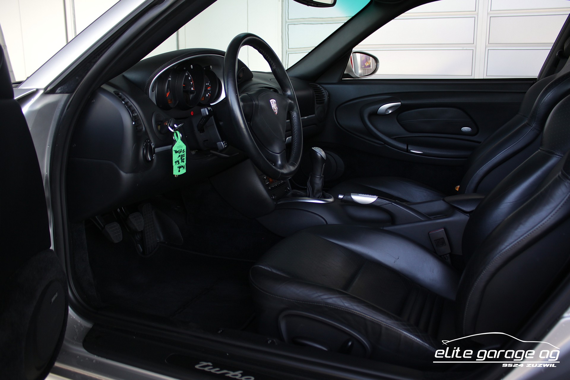 PORSCHE 911 Turbo Handschalter-image-13