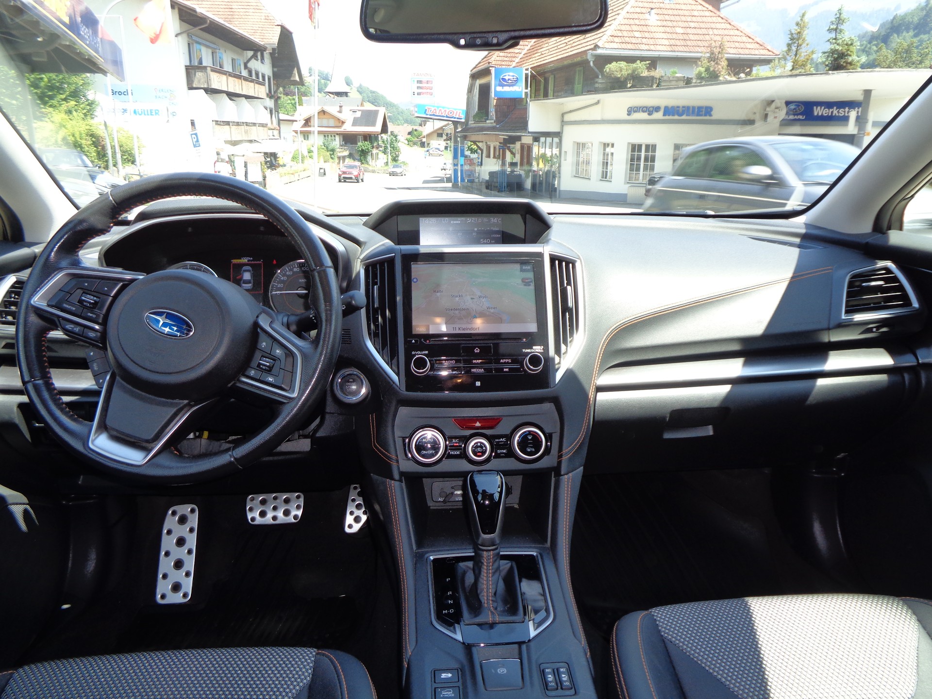 SUBARU XV 2.0 Swiss Plus AWD Lineartronic-image-5