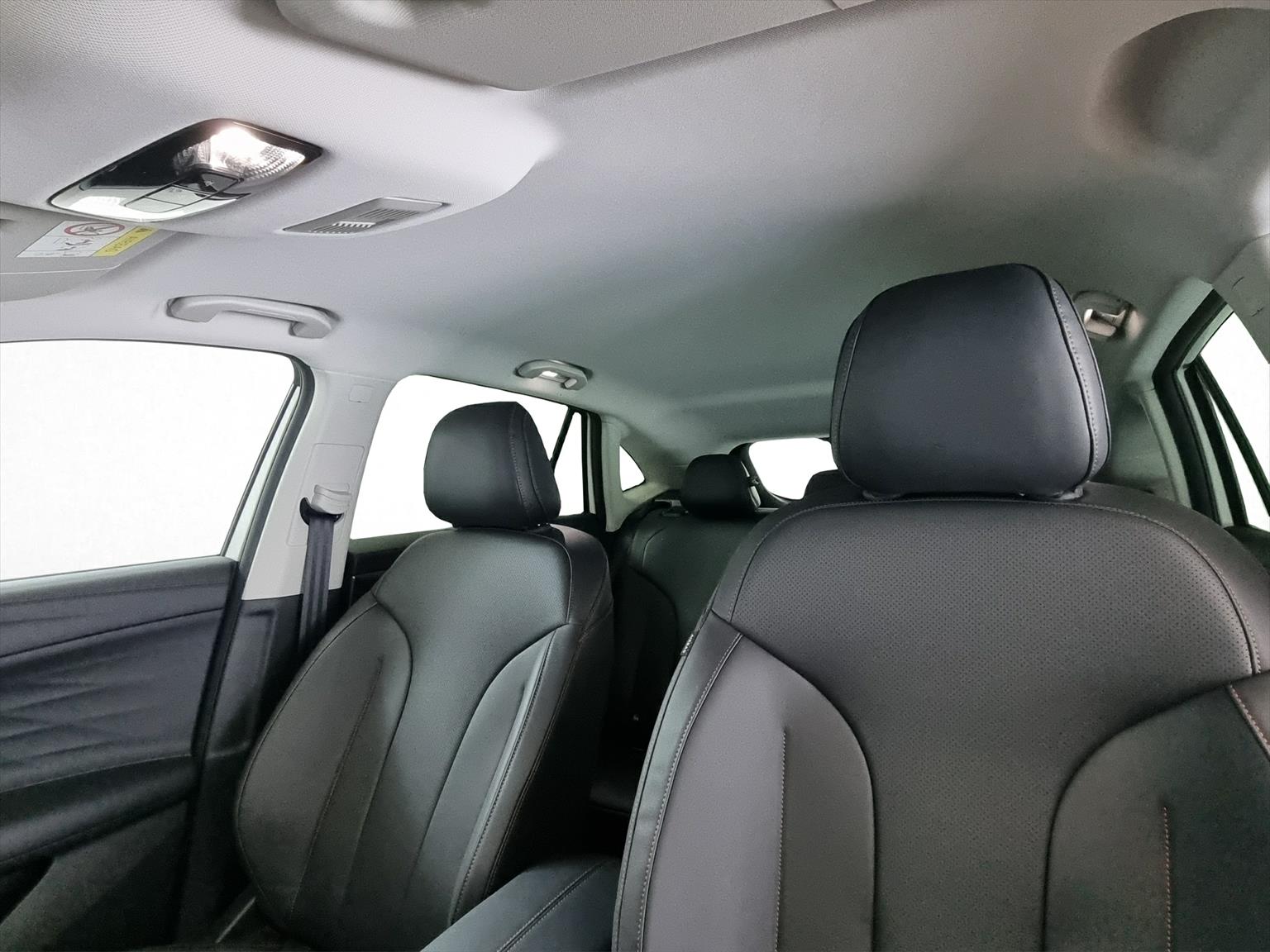 MG MG HS 1.5 T PHEV Luxury-image-12