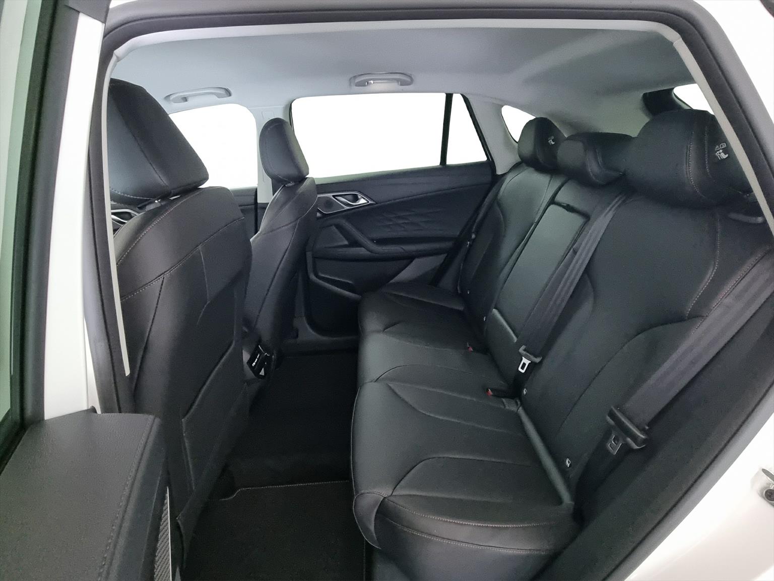 MG MG HS 1.5 T PHEV Luxury-image-6