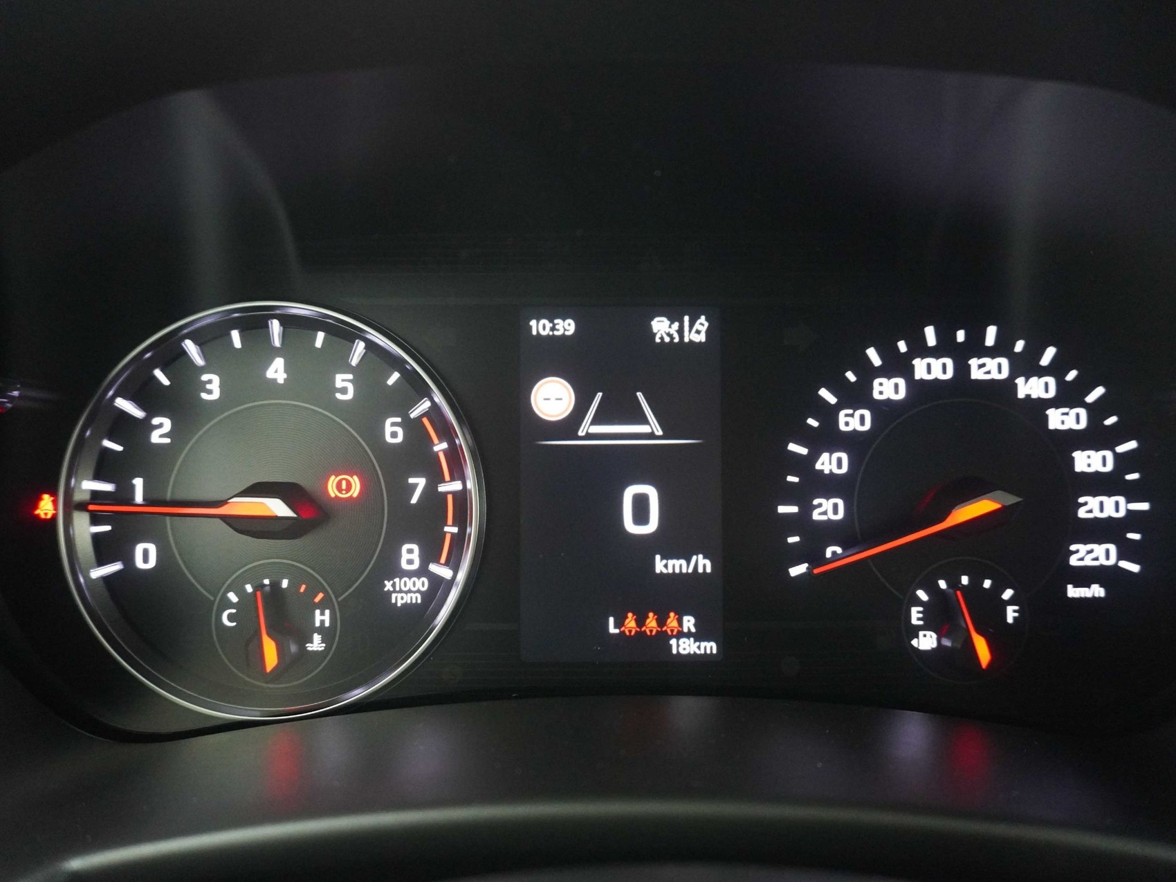 SUZUKI Swift 1.2 Sakura Top Hybrid 4x4-image-10