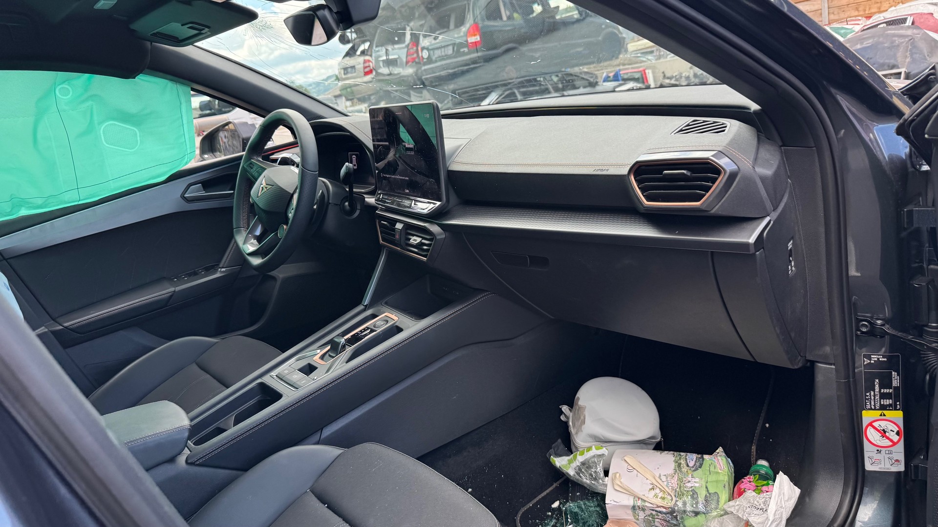 CUPRA LEON 1.5 TSI DSG-image-14