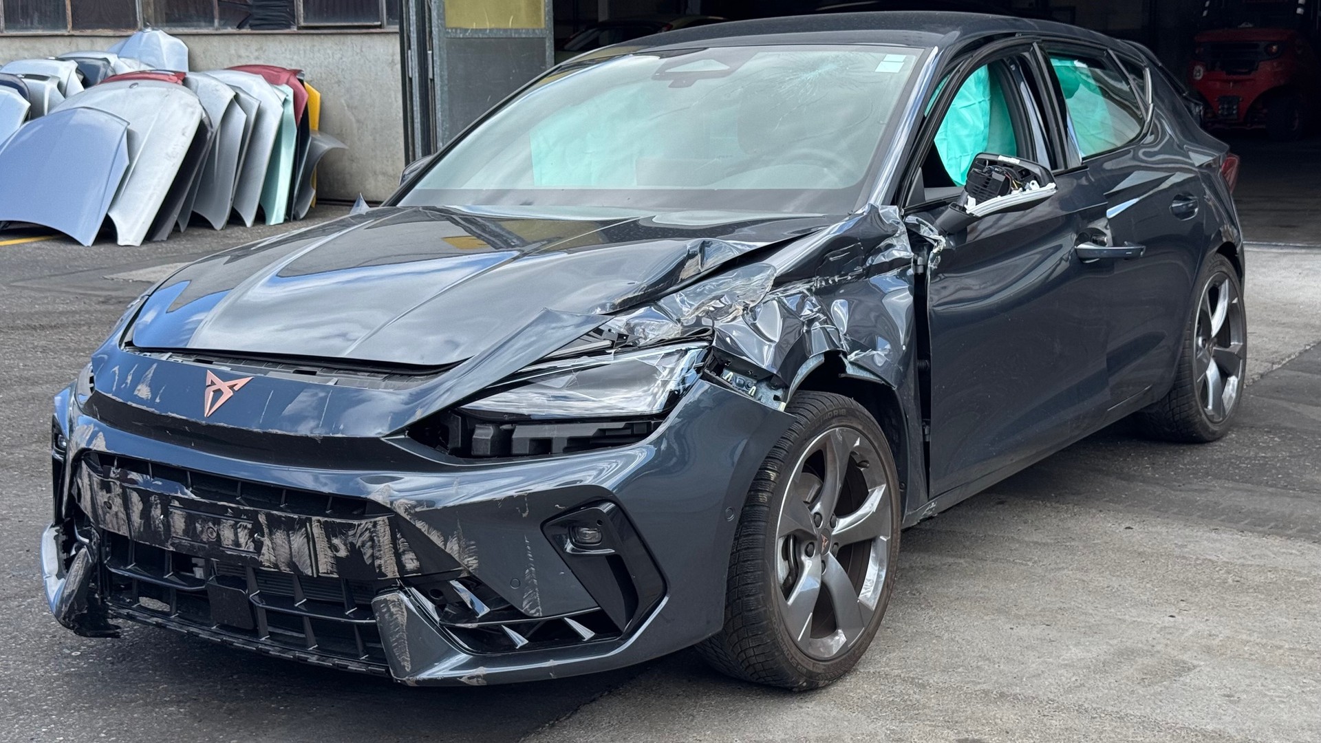 CUPRA LEON 1.5 TSI DSG-image-2