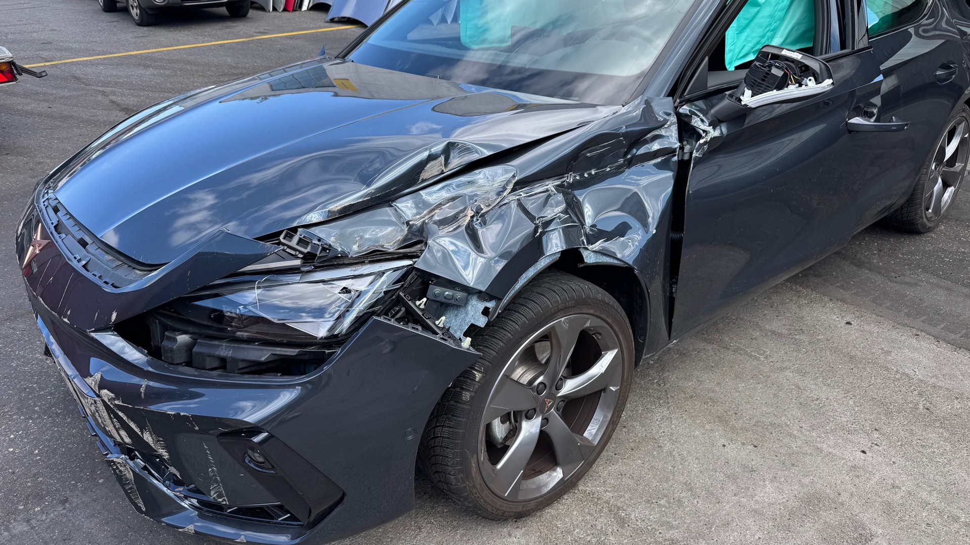 CUPRA LEON 1.5 TSI DSG-image-9
