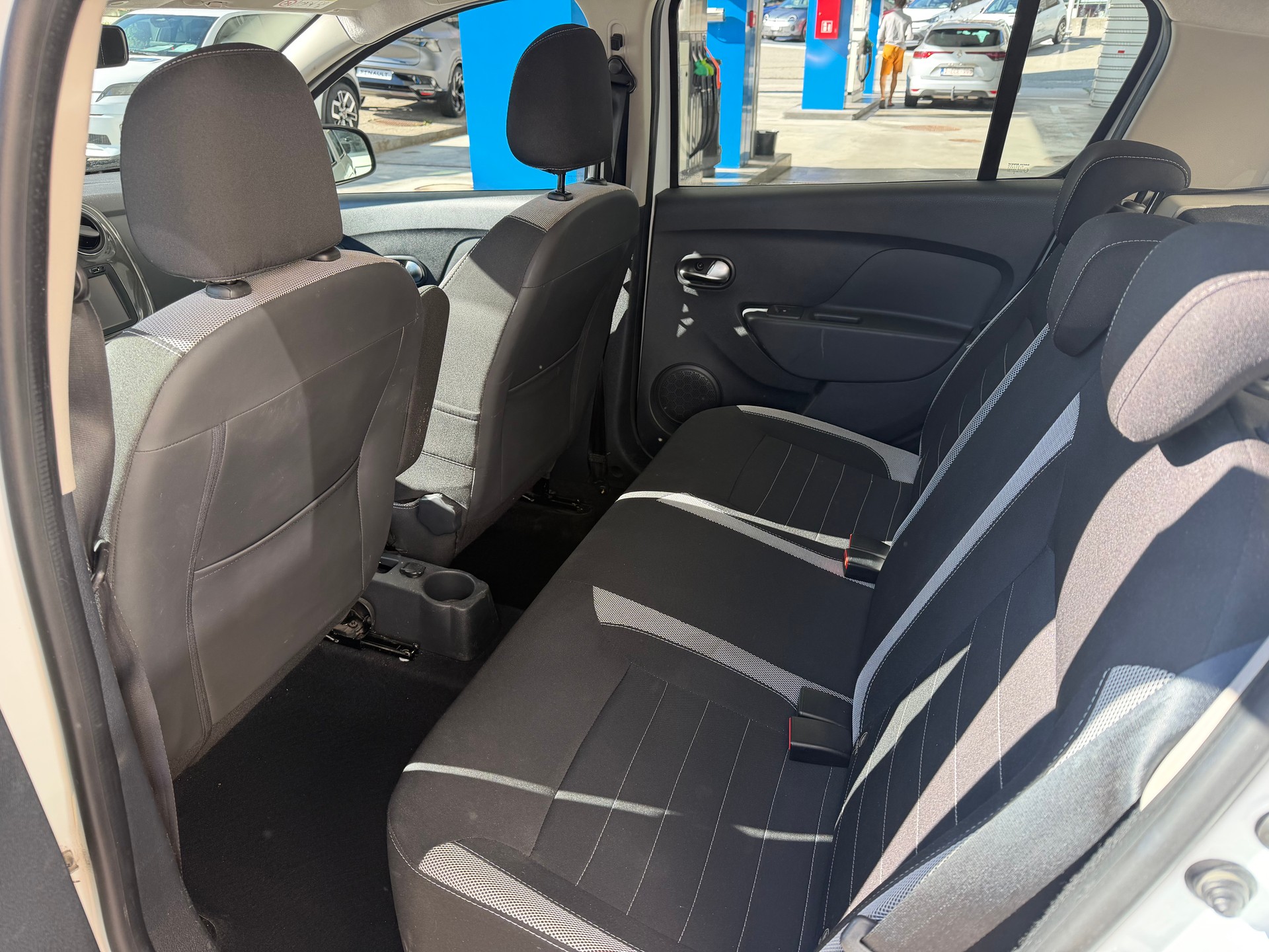 DACIA Sandero TCe 90 Stepway Unlimited 2-image-6