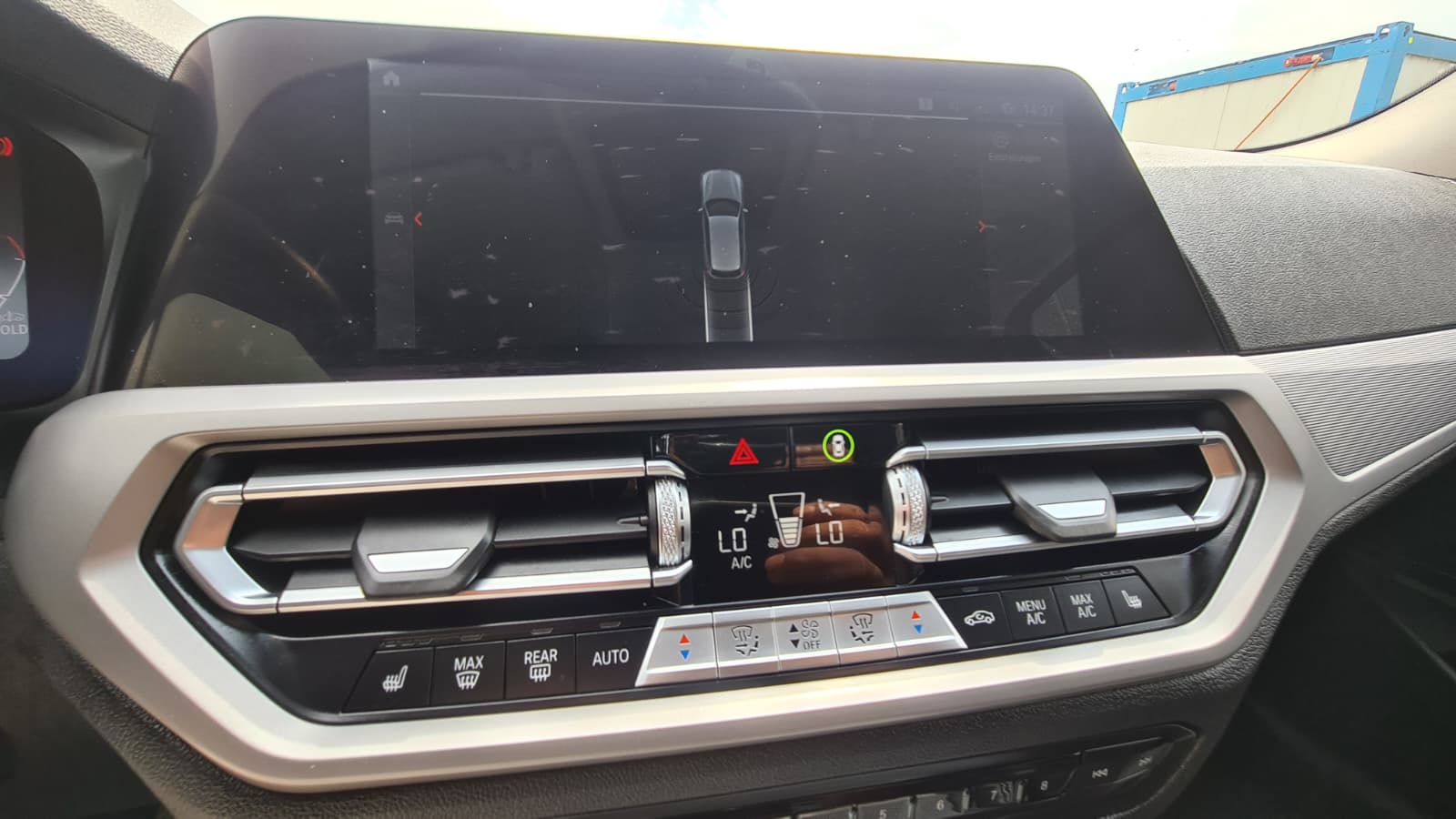 BMW 318d 48V Essential Edition Steptronic ** Teil-Leder ** Gr-Navi ** Sitzheizung ** Tempomat ** PDC ** Frisch Ab MFK & Service **-image-14