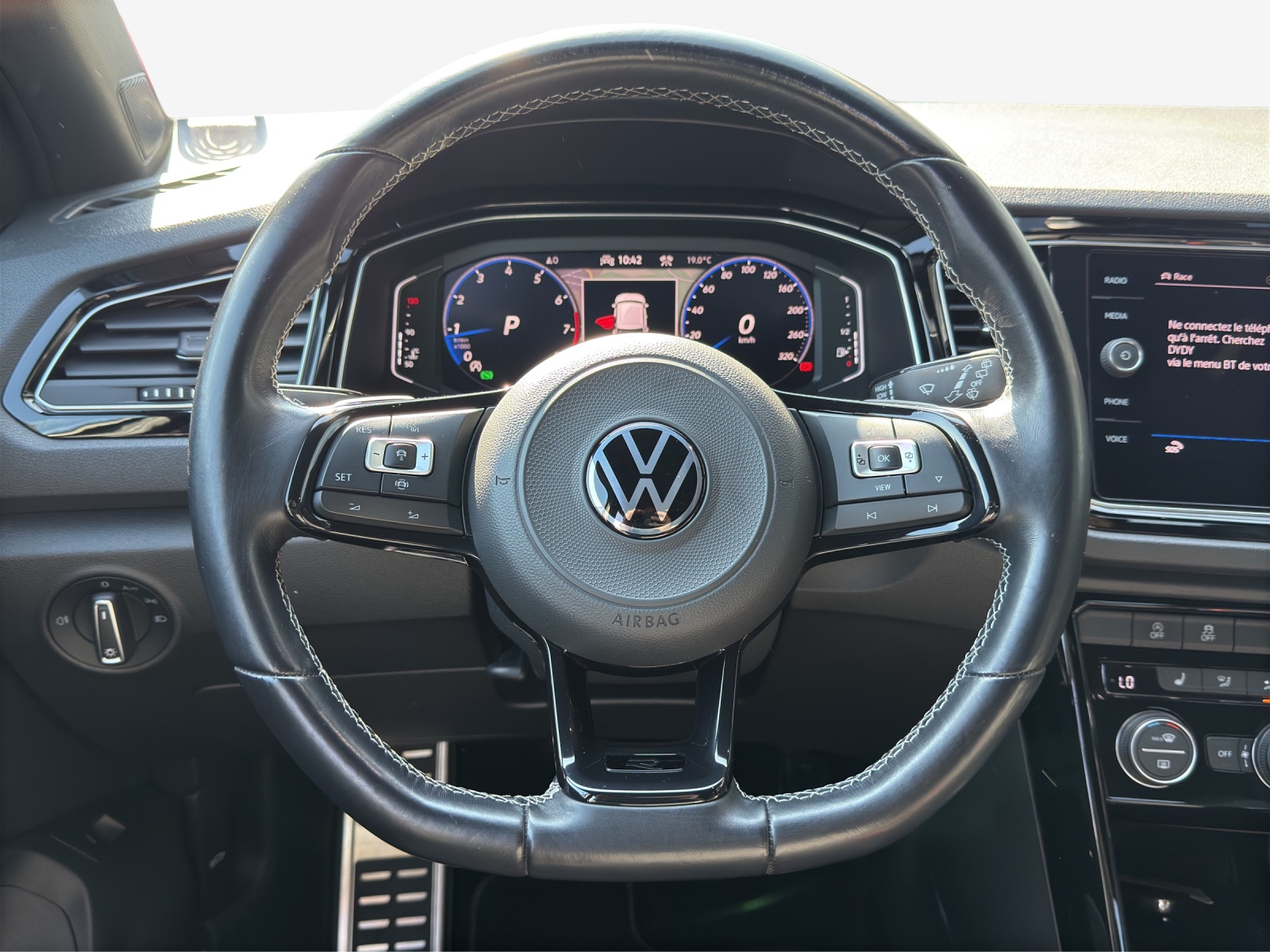 VW T-Roc 2.0 TSI R DSG 4Motion-image-9