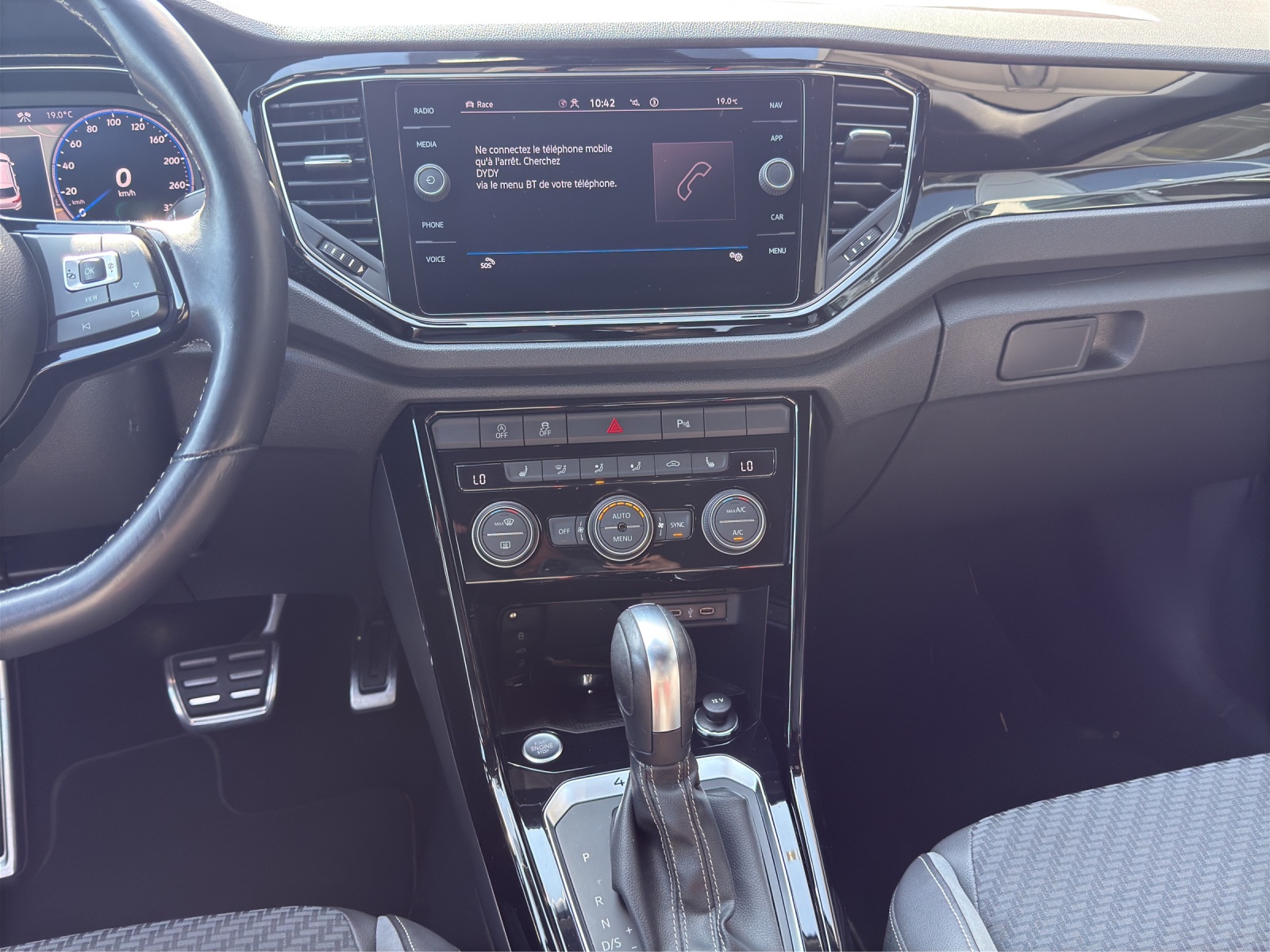 VW T-Roc 2.0 TSI R DSG 4Motion-image-10