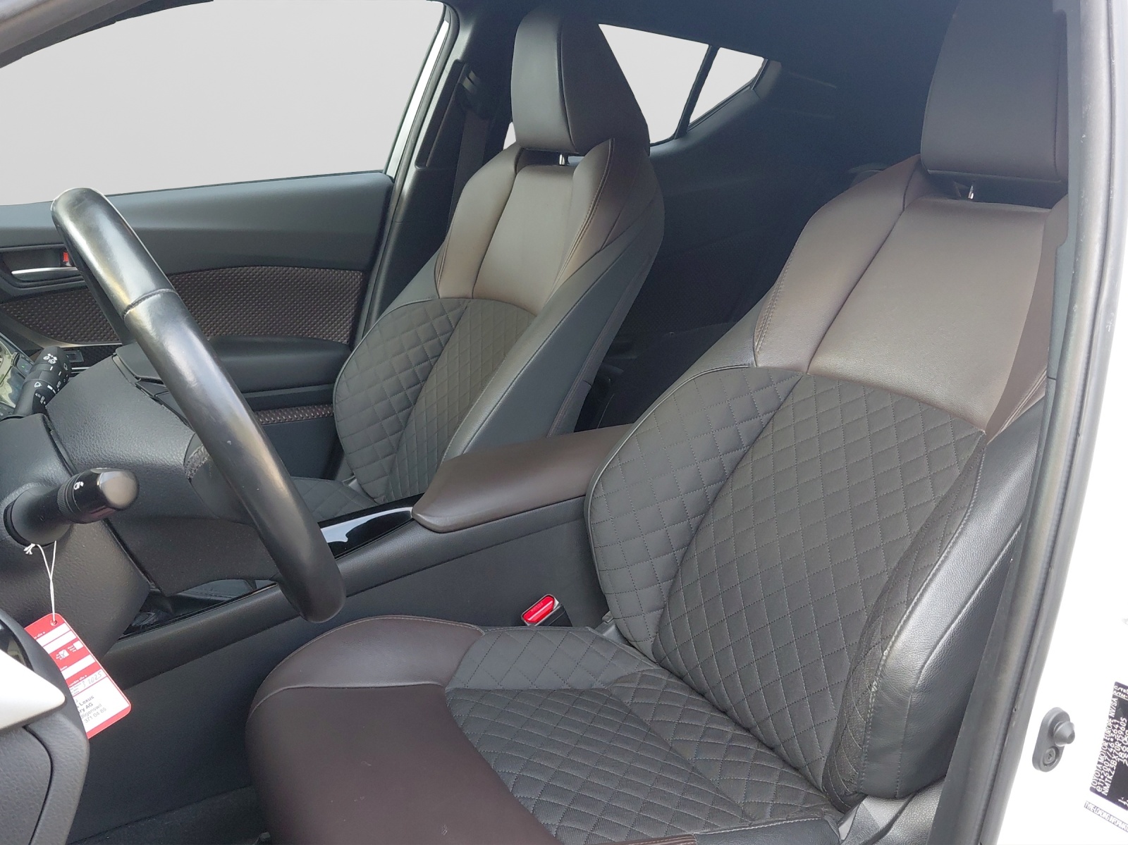 TOYOTA C-HR 1.8 VVTi HSD Premium-image-12