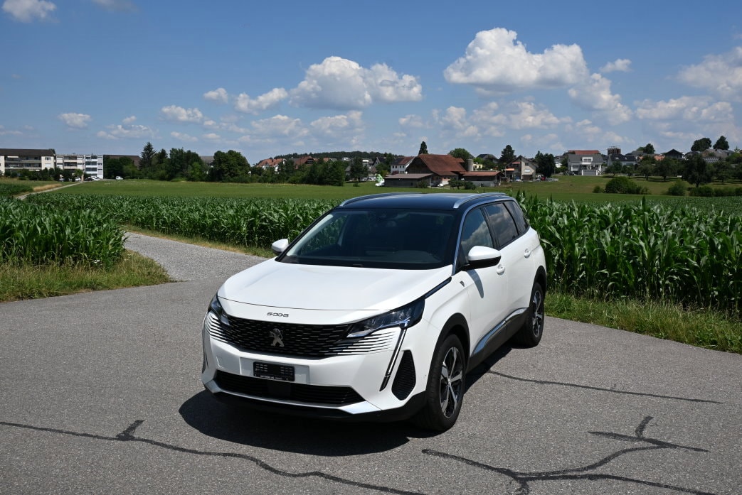 PEUGEOT 5008 1.5 BlueHDi Road Trip EAT8-image-0