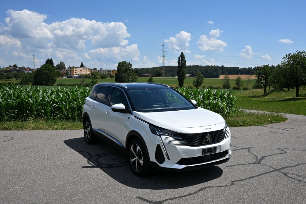 PEUGEOT 5008 1.5 BlueHDi Road Trip EAT8-image-1