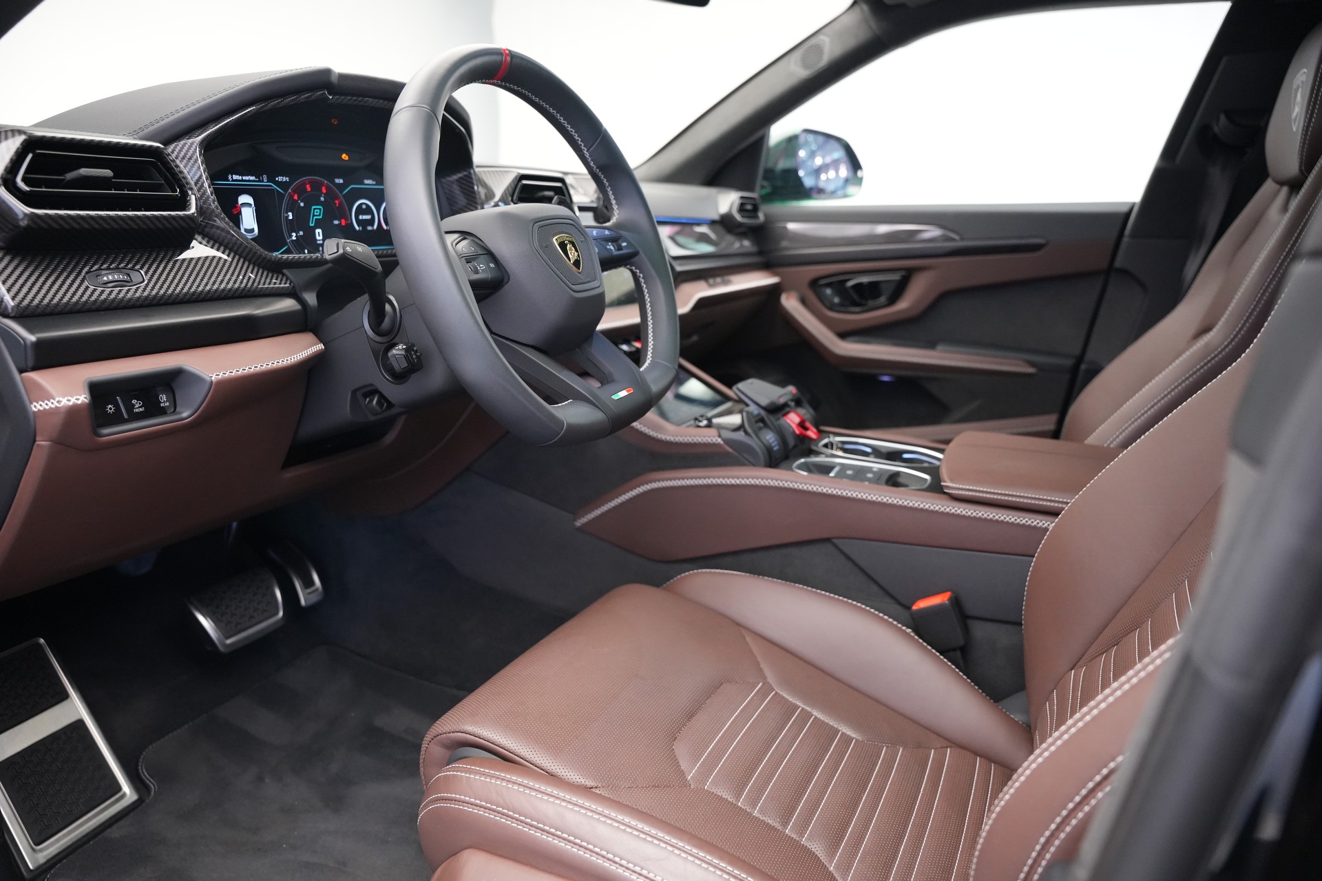 LAMBORGHINI Urus SE *CH-Fahrzeug* *Traum-Konfiguration*-image-10