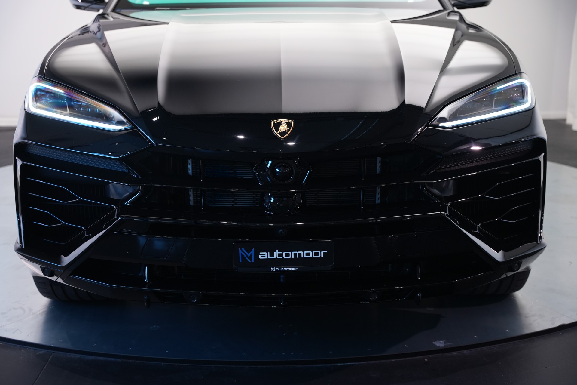 LAMBORGHINI Urus SE *CH-Fahrzeug* *Traum-Konfiguration*-image-54
