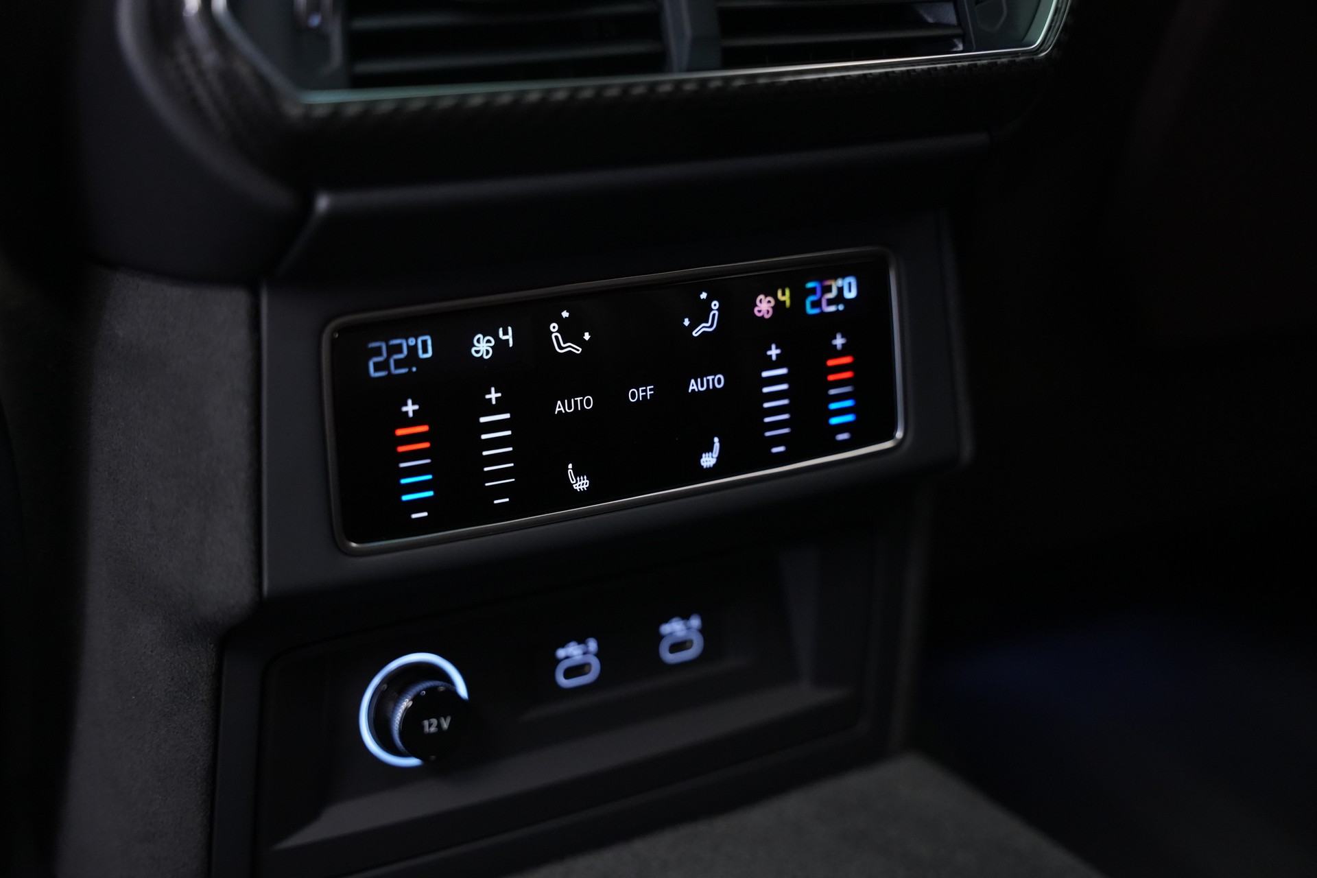 LAMBORGHINI Urus SE *CH-Fahrzeug* *Traum-Konfiguration*-image-44