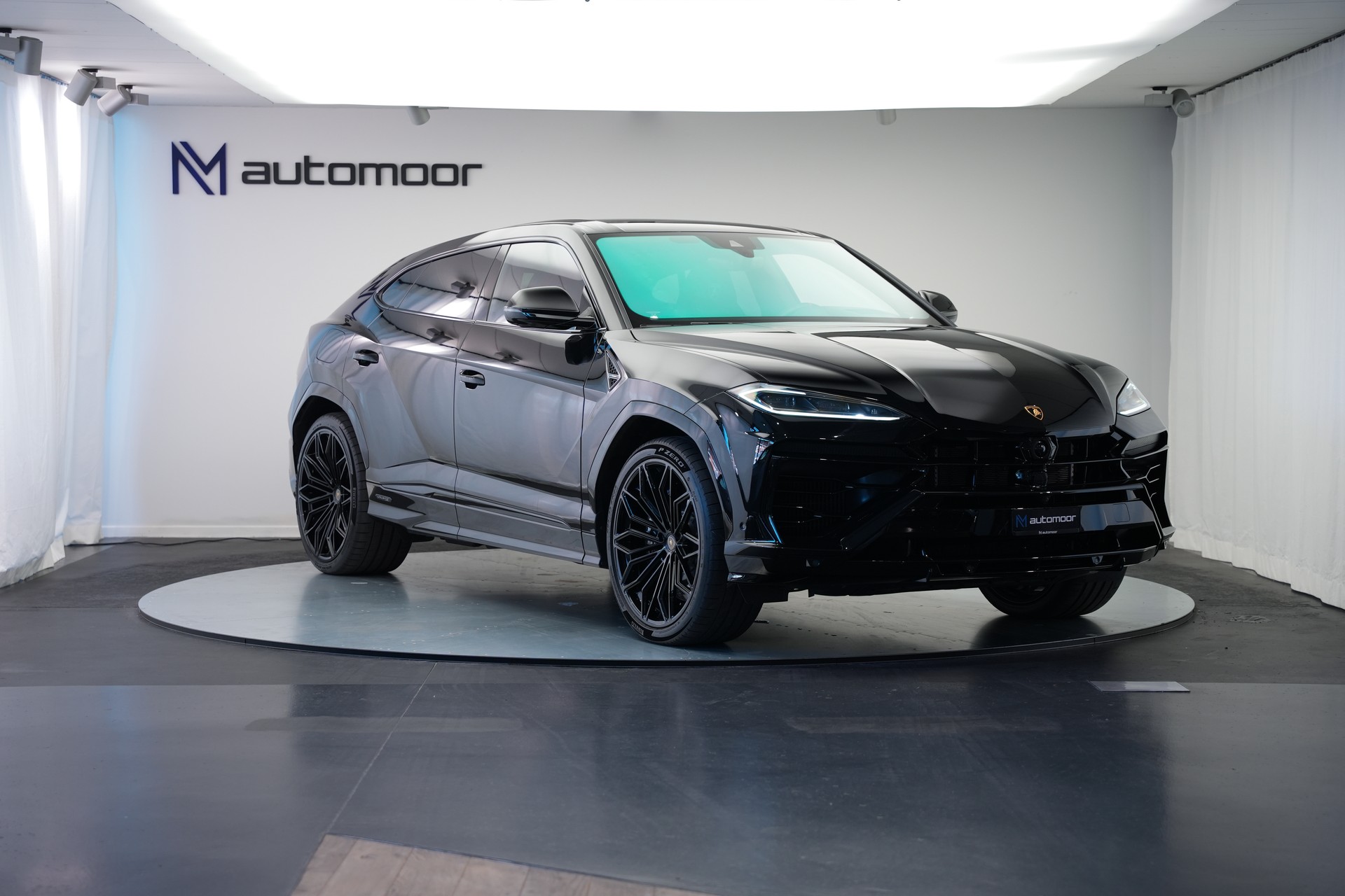 LAMBORGHINI Urus SE *CH-Fahrzeug* *Traum-Konfiguration*-image-2