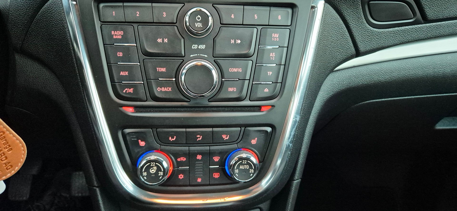 OPEL Mokka 1.4i 16V Turbo Cosmo 4WD-image-7