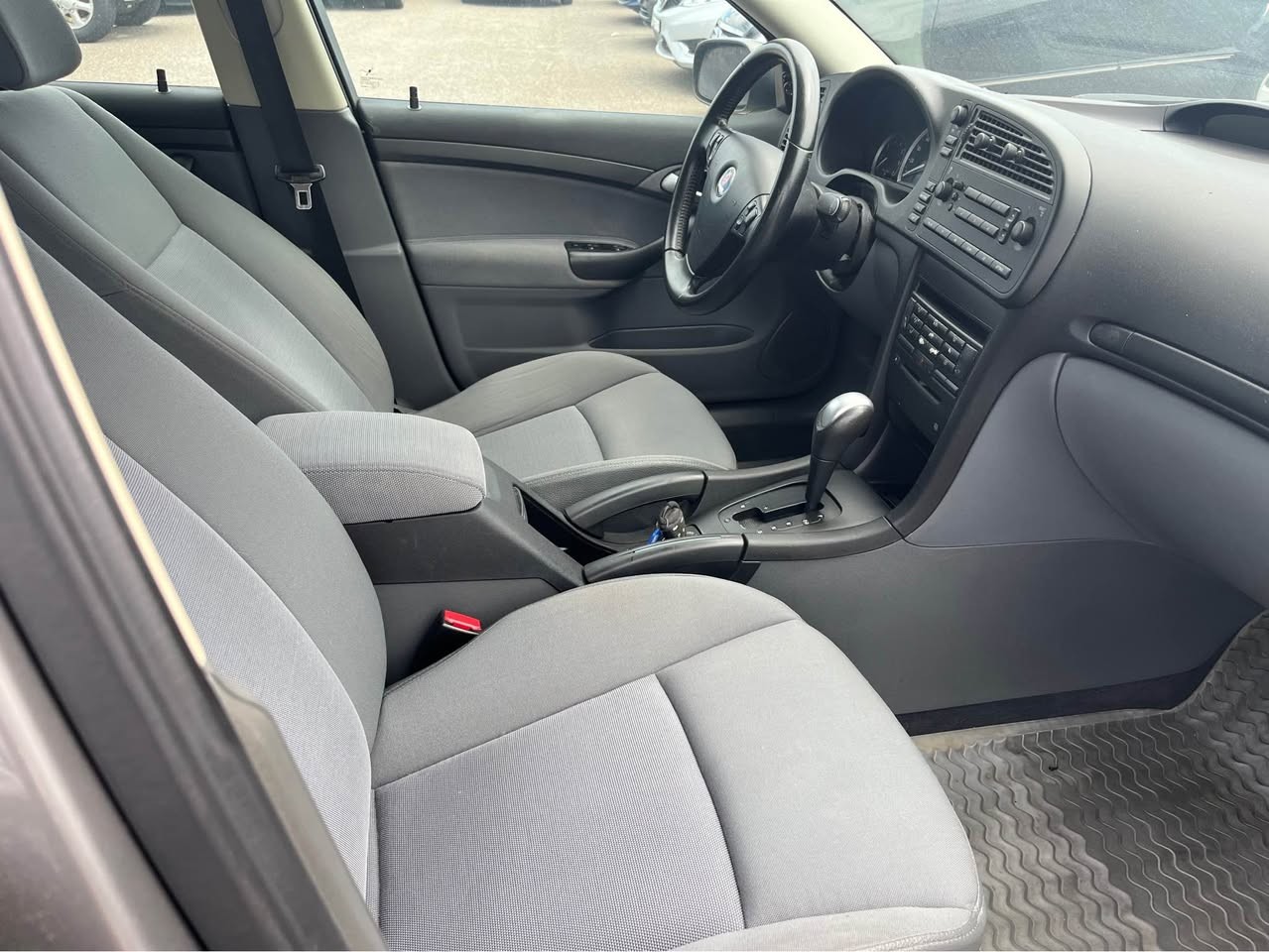 SAAB 9-3 2.0 (1.8t) Linear-image-8