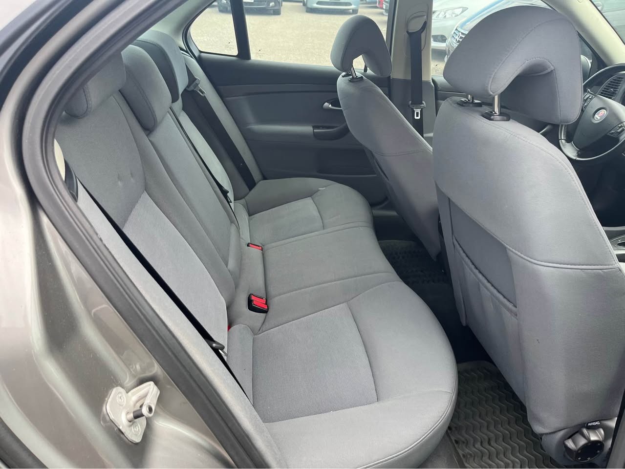 SAAB 9-3 2.0 (1.8t) Linear-image-7