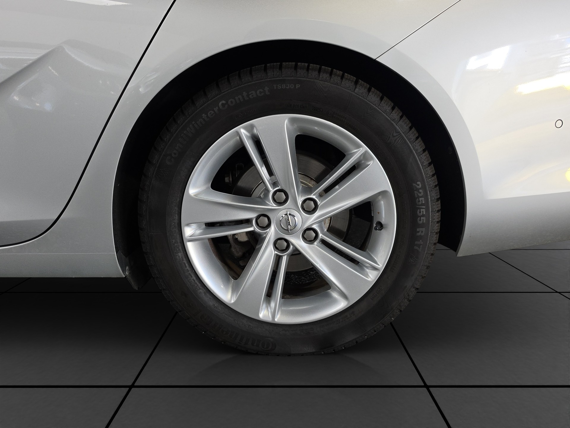 OPEL Insignia 1.6 CDTI Sports Tourer Edition Automatic-image-8