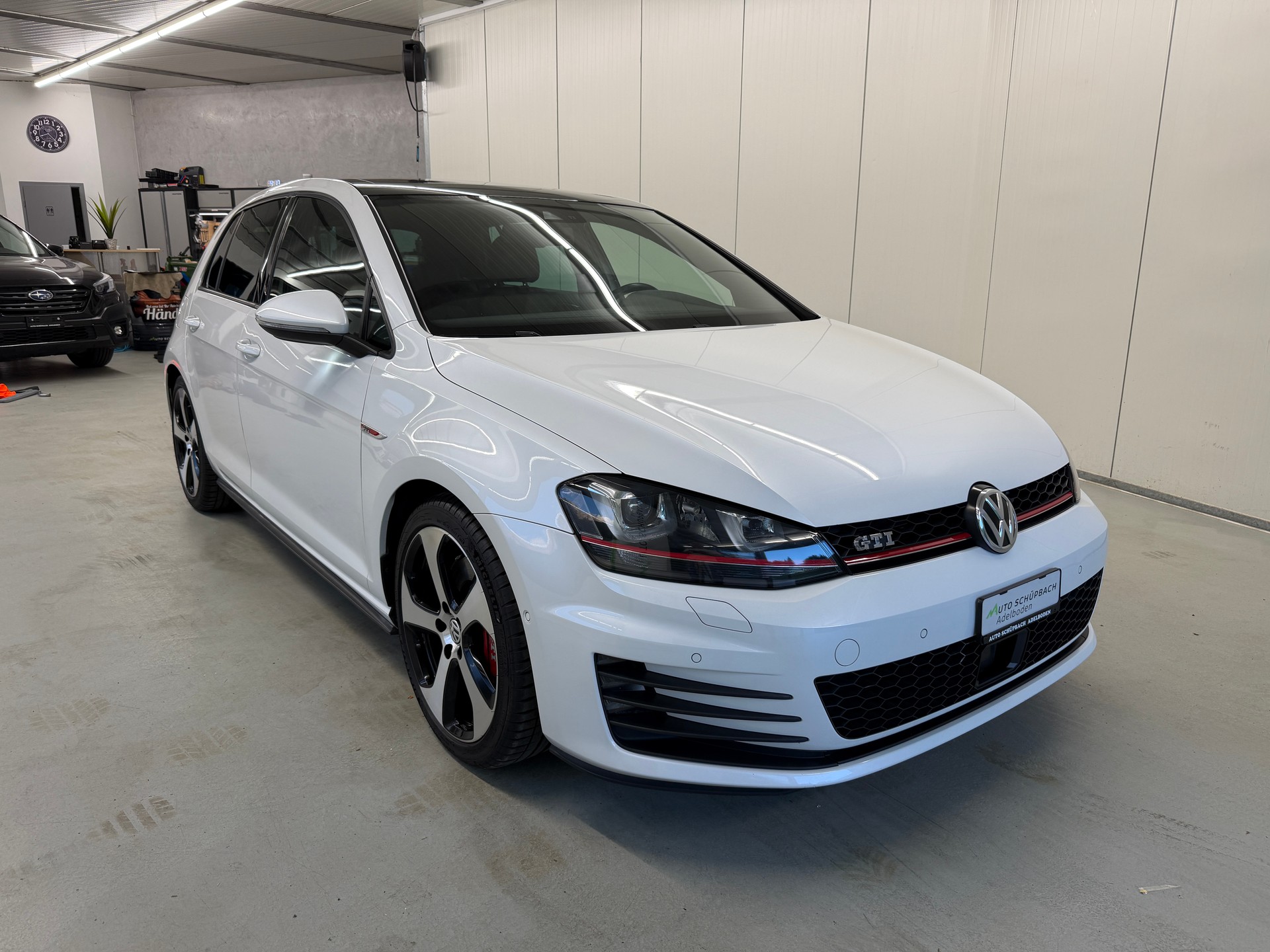 VW Golf 2.0 TSI GTI Performance DSG-image-0