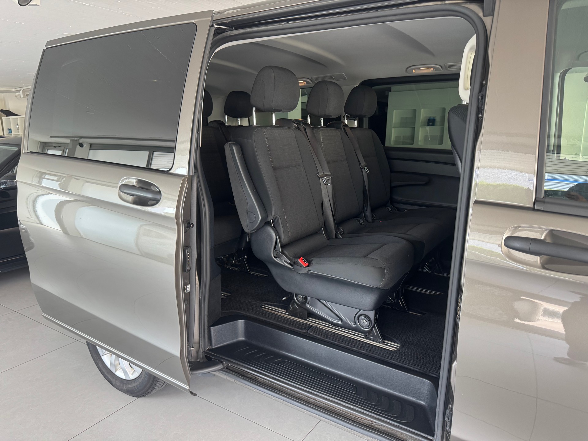MERCEDES-BENZ Vito 116 BlueTec Tourer Pro 7G-Tronic-image-15