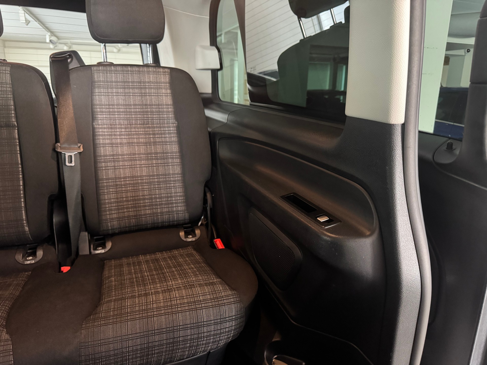 MERCEDES-BENZ Vito 116 BlueTec Tourer Pro 7G-Tronic-image-14