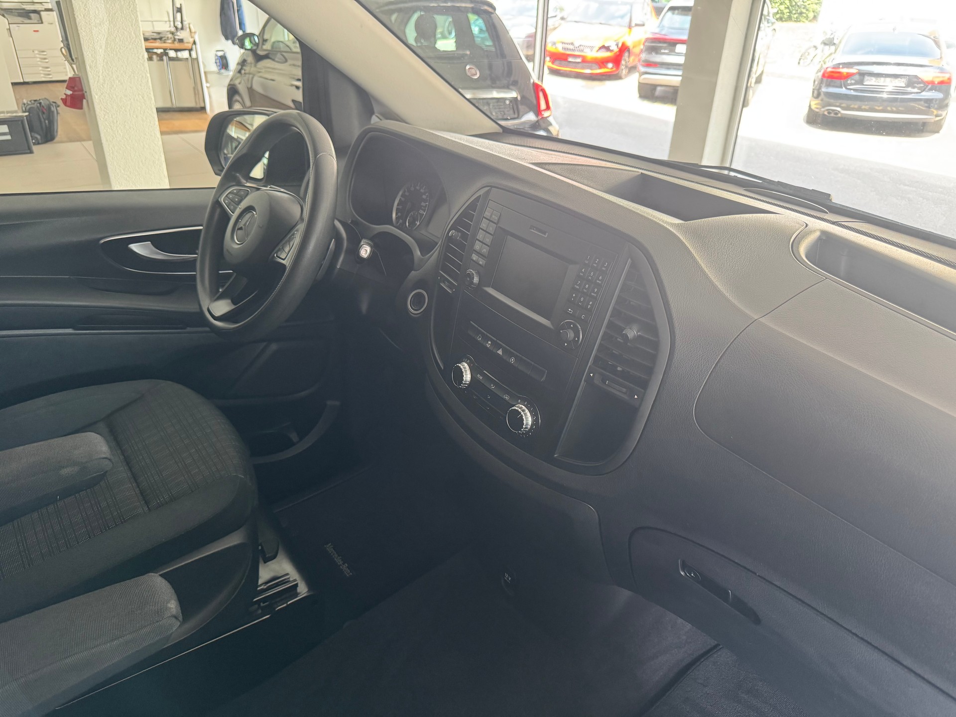 MERCEDES-BENZ Vito 116 BlueTec Tourer Pro 7G-Tronic-image-23