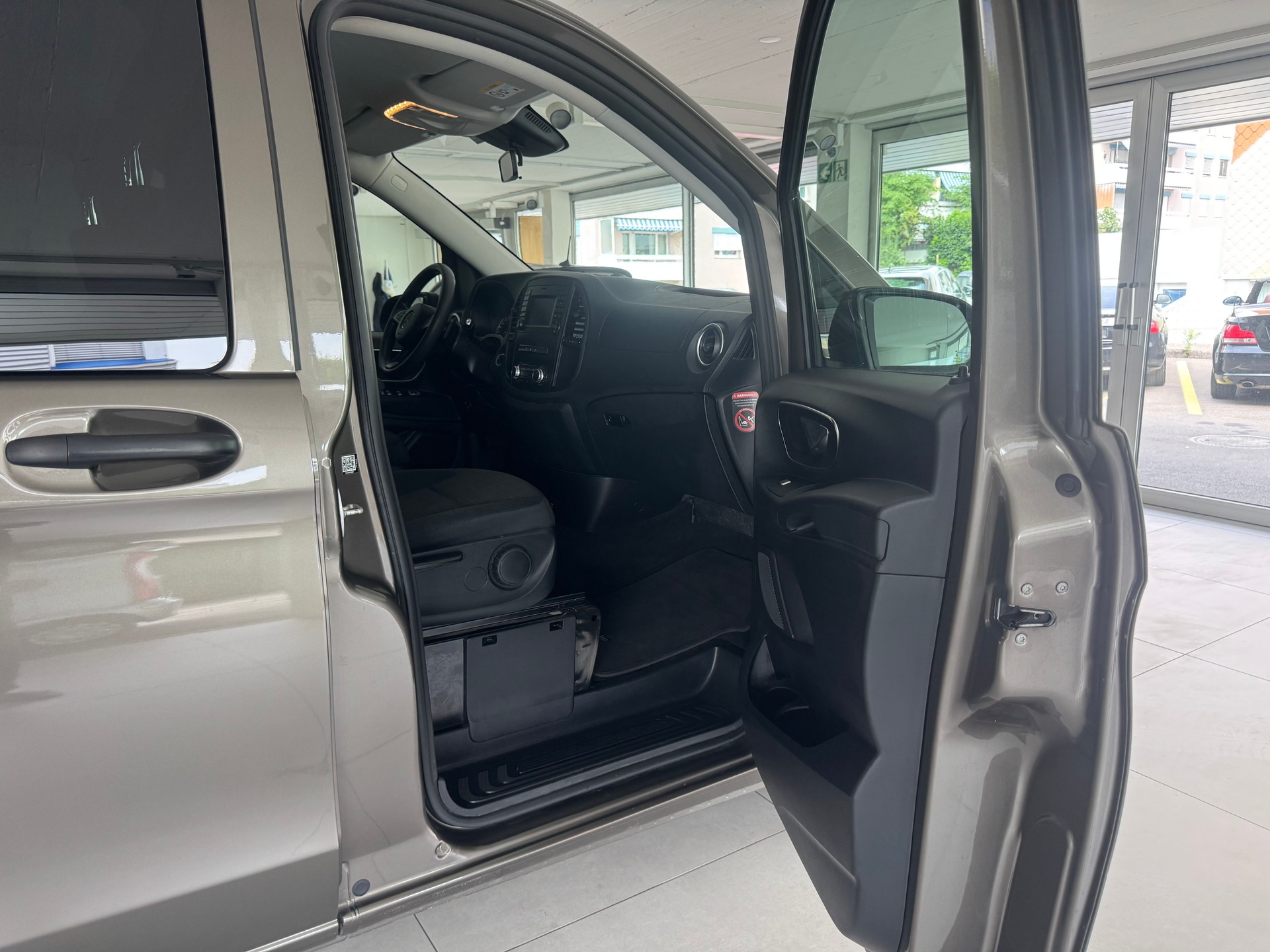 MERCEDES-BENZ Vito 116 BlueTec Tourer Pro 7G-Tronic-image-18