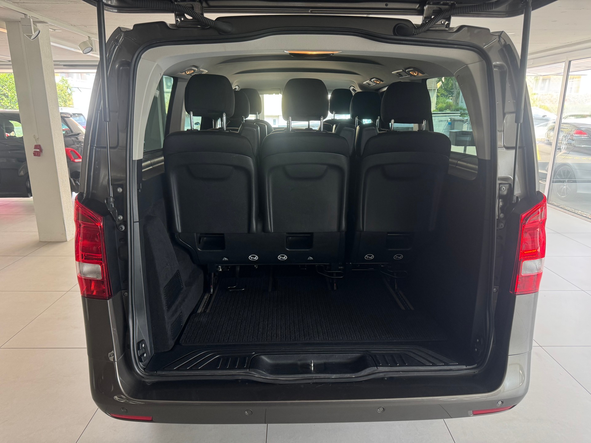 MERCEDES-BENZ Vito 116 BlueTec Tourer Pro 7G-Tronic-image-8