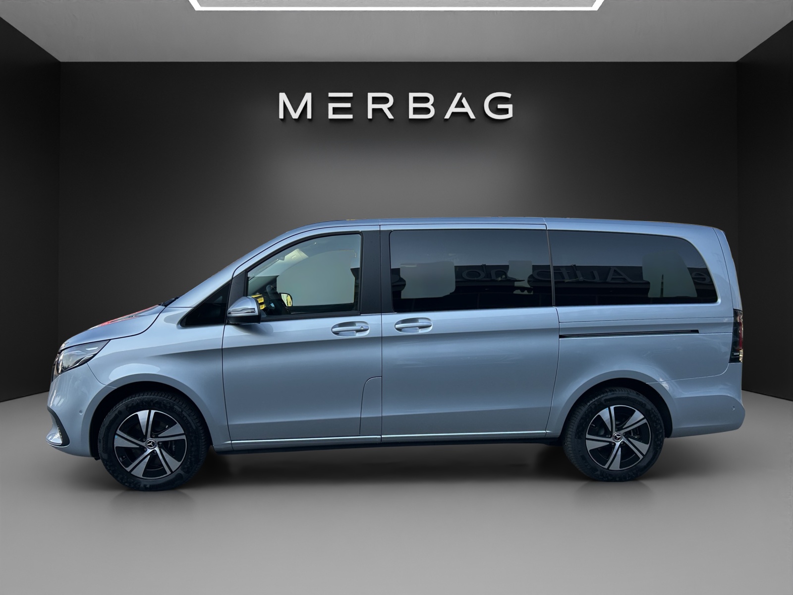 MERCEDES-BENZ V 250 d lang 4Matic Style 9G-Tronic-image-2