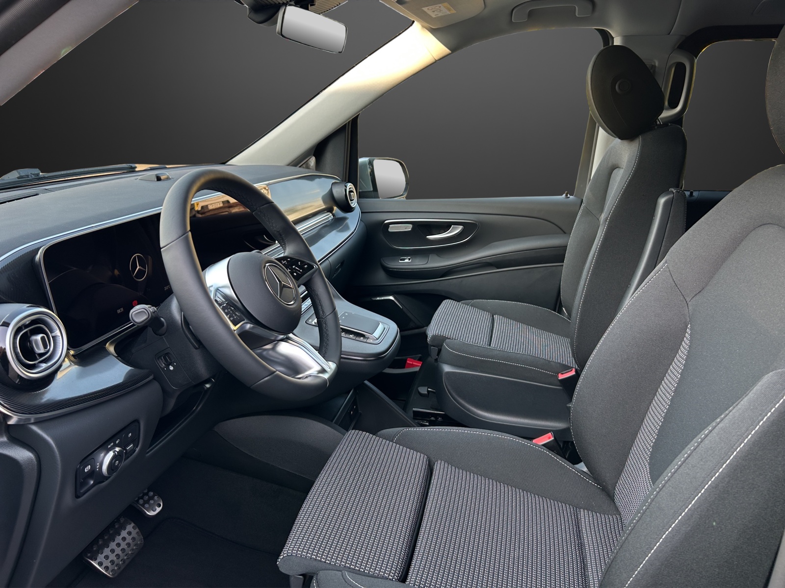 MERCEDES-BENZ V 250 d lang 4Matic Style 9G-Tronic-image-9