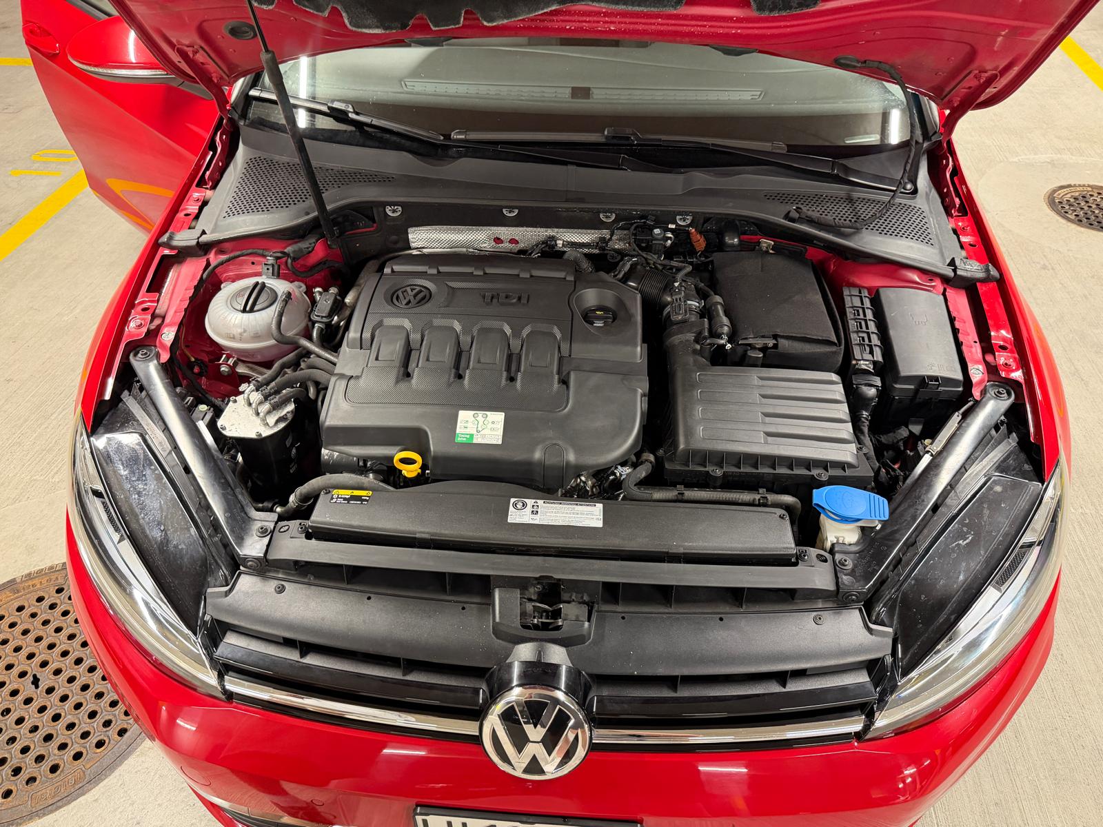 VW 1.6 TDI Comfortline-image-8