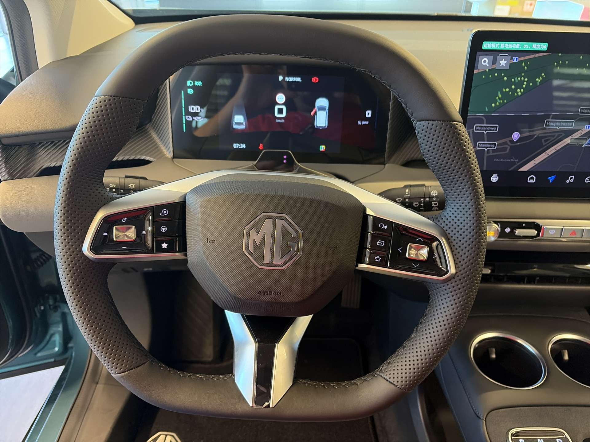 MG 4 EV 64kWh Premium Facelift Automat-image-15