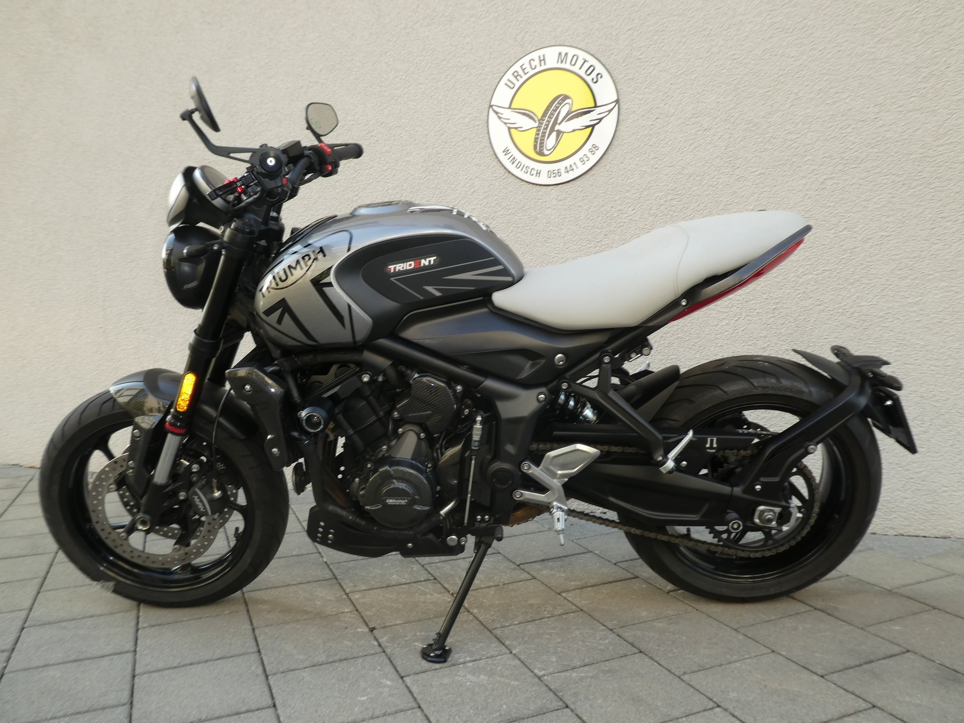 TRIUMPH Trident 660 35 KW-showroom-element-1
