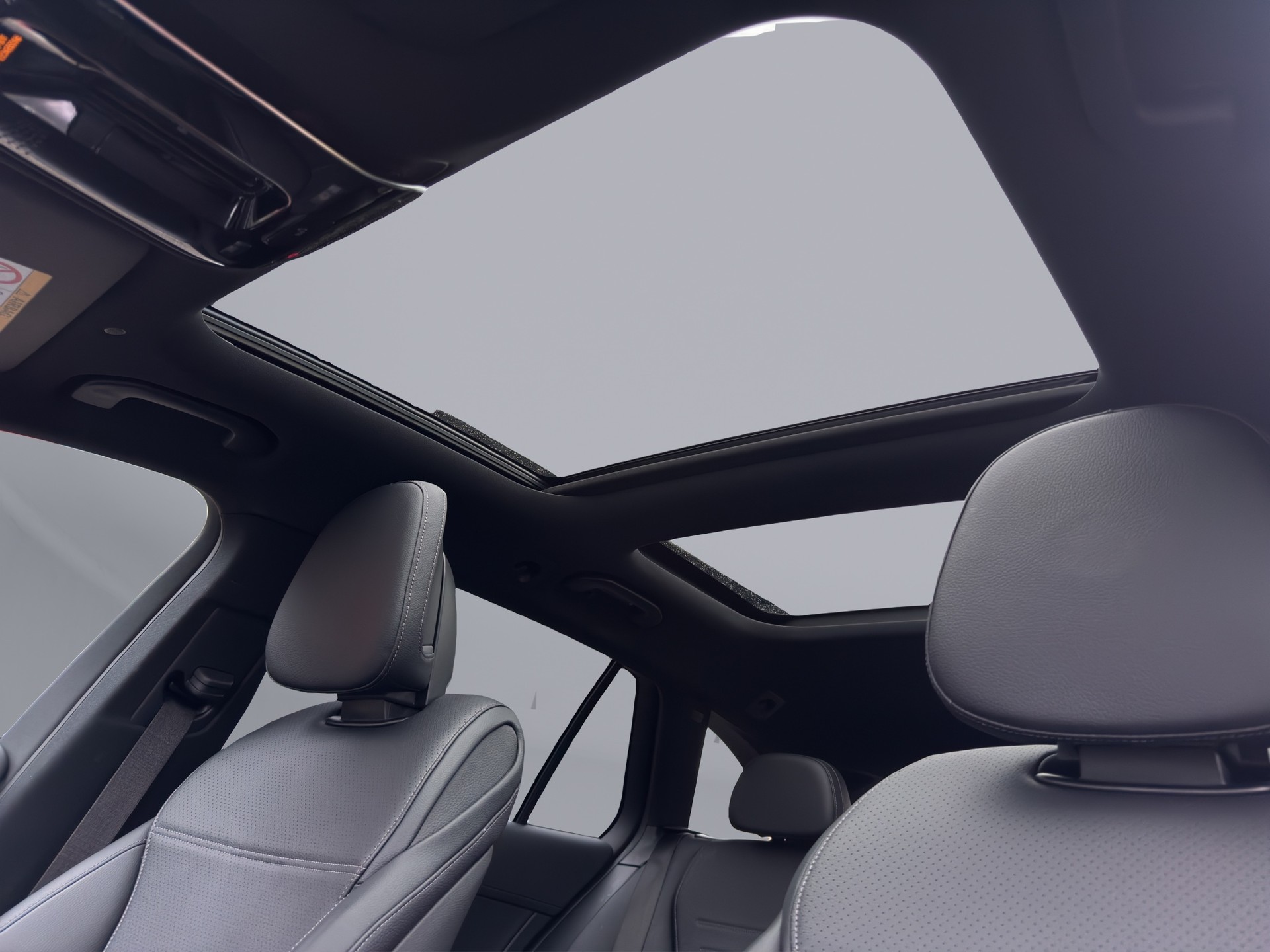 MERCEDES-BENZ C 220 d AMG Line 4matic Kombi-image-19