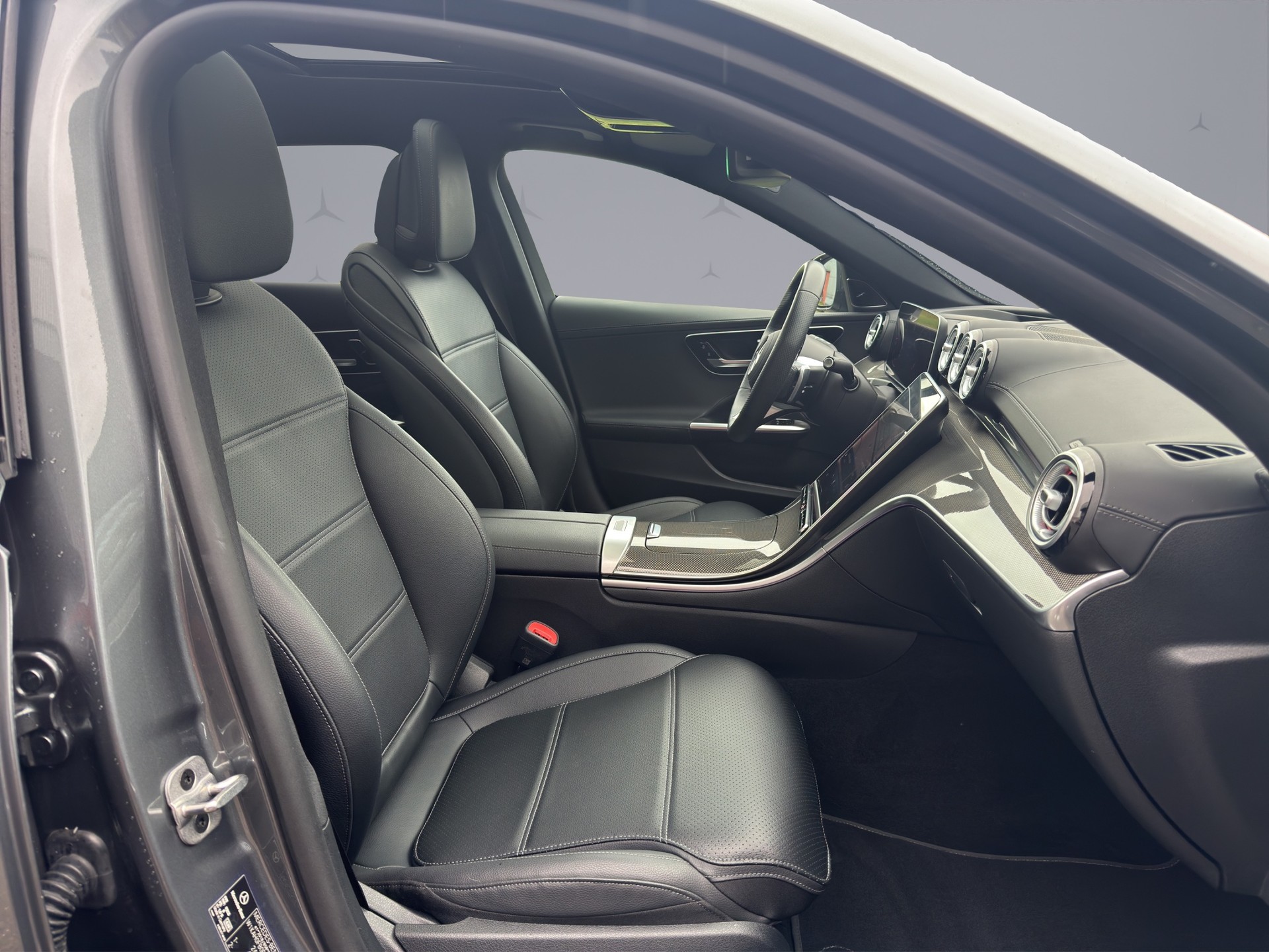 MERCEDES-BENZ C 220 d AMG Line 4matic Kombi-image-16