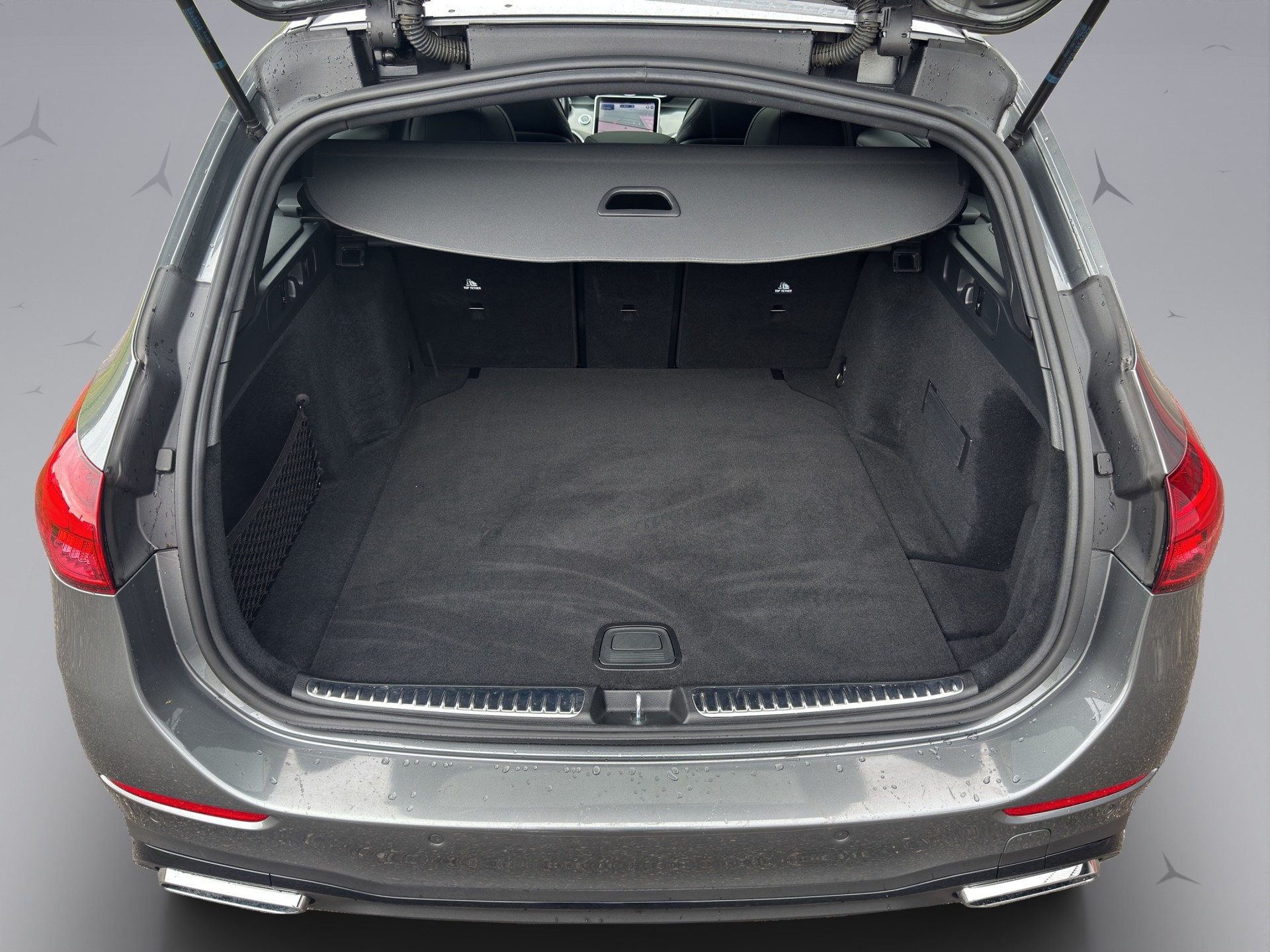 MERCEDES-BENZ C 220 d AMG Line 4matic Kombi-image-18