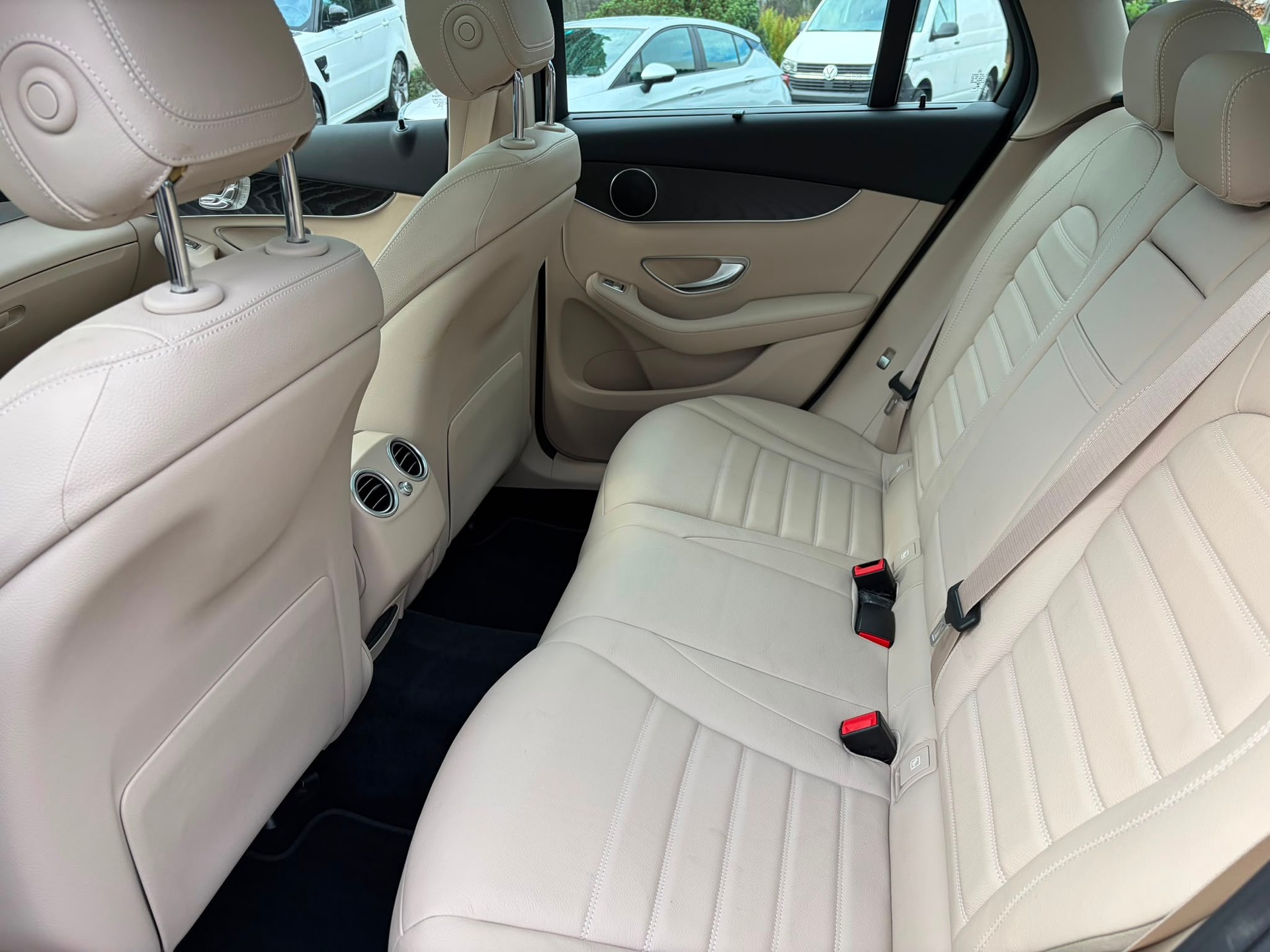MERCEDES-BENZ GLC 250 Exclusive 4Matic 9G-Tronic-image-13
