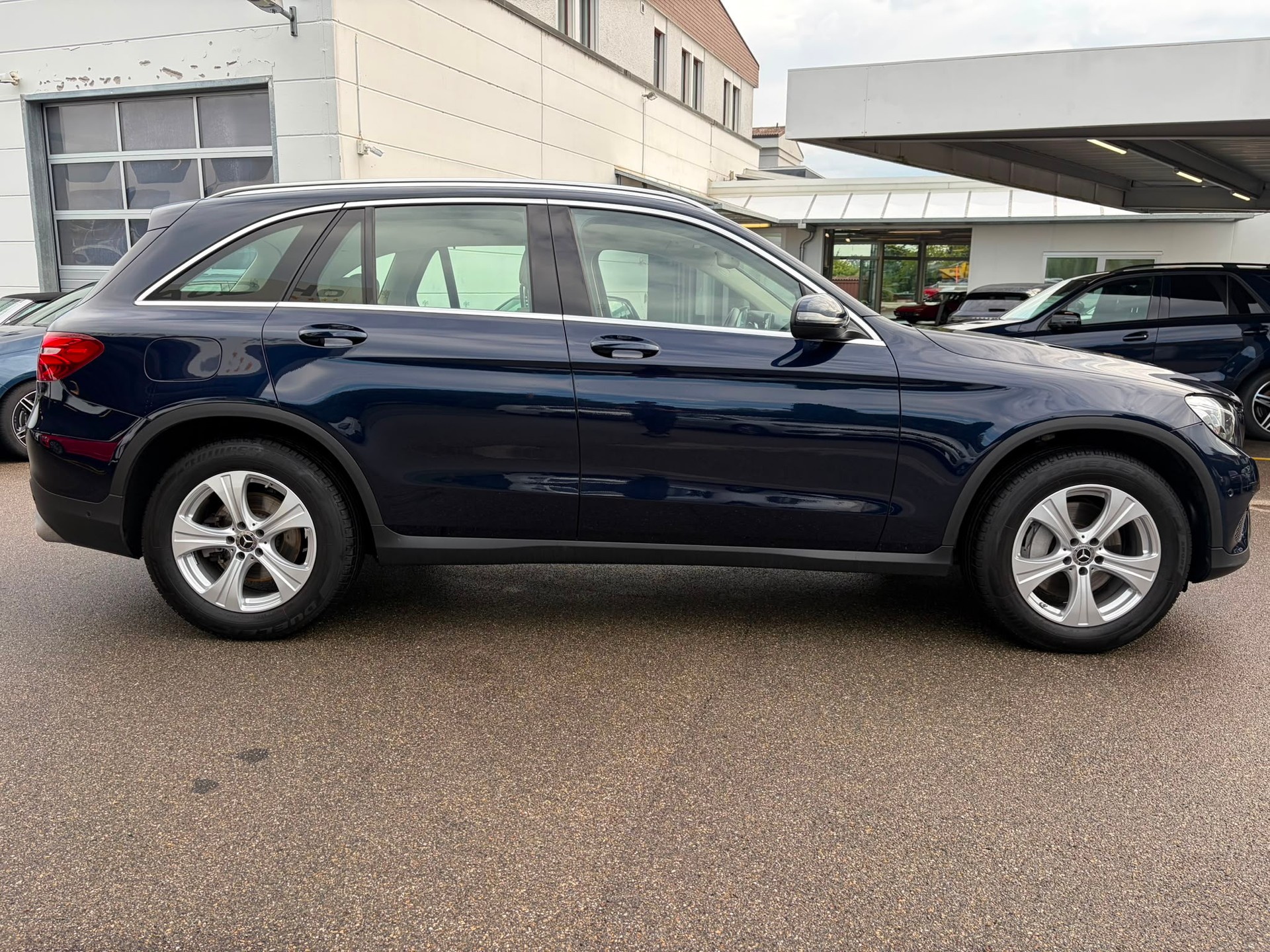 MERCEDES-BENZ GLC 250 Exclusive 4Matic 9G-Tronic-image-4