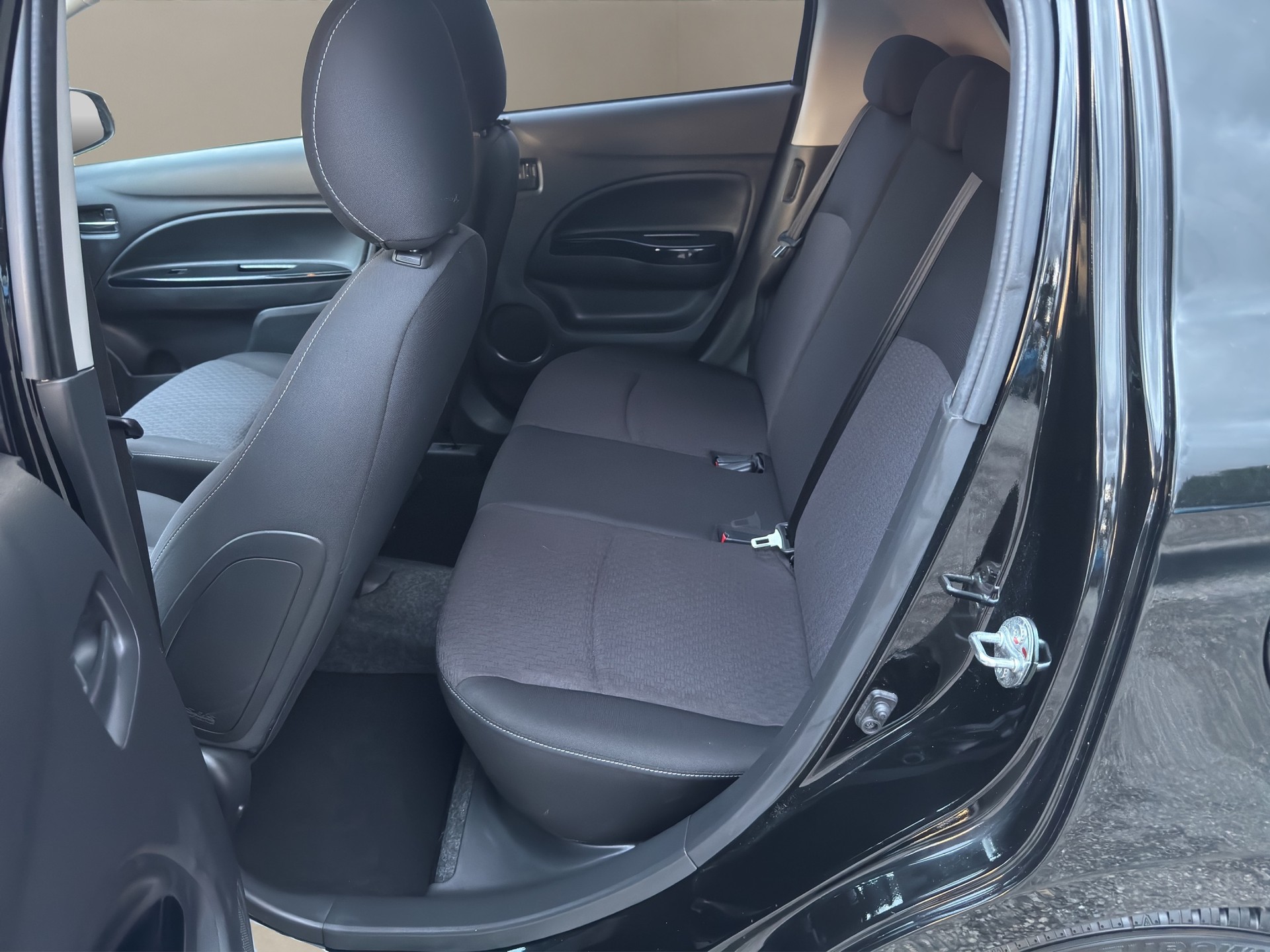MITSUBISHI Space Star 1.2 Value CVT-image-10