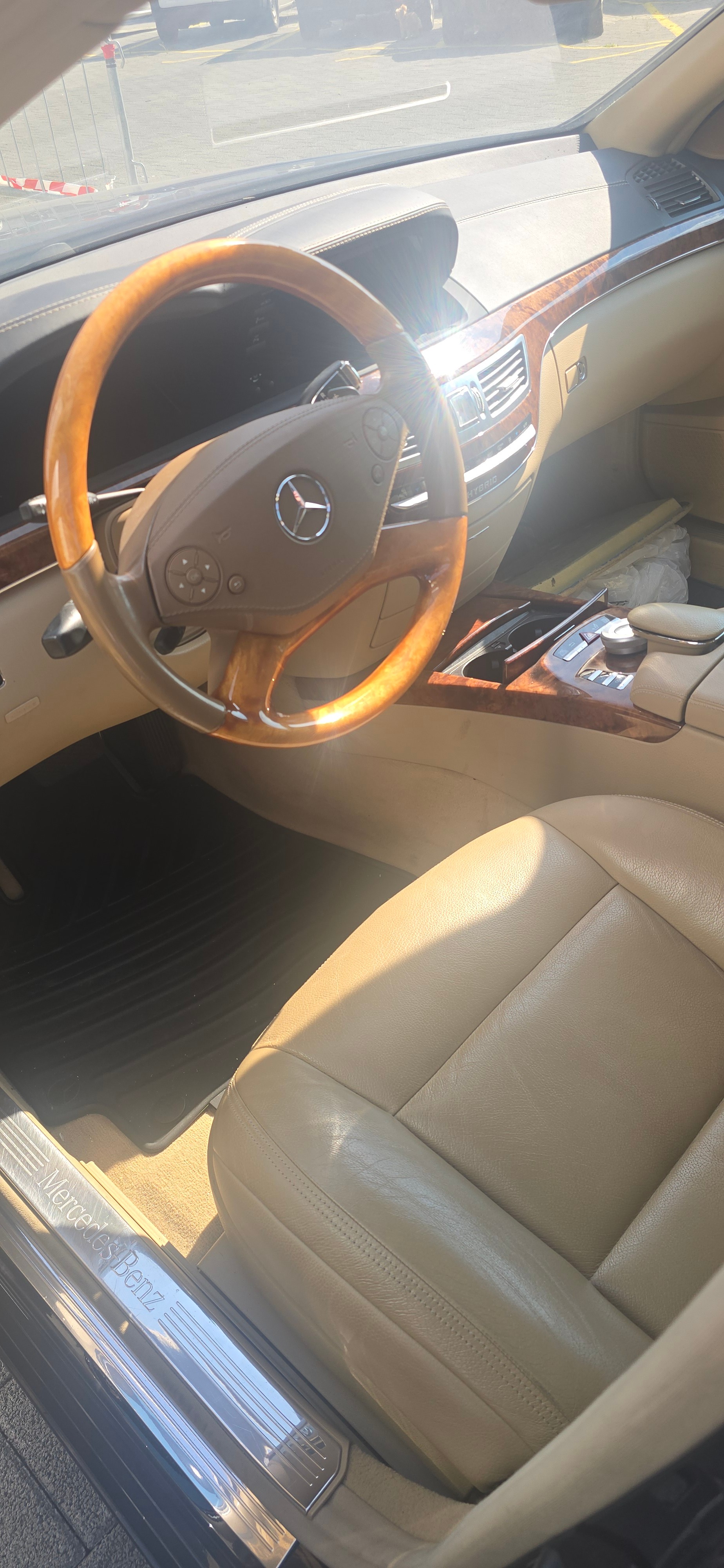 MERCEDES-BENZ S 400-image-1