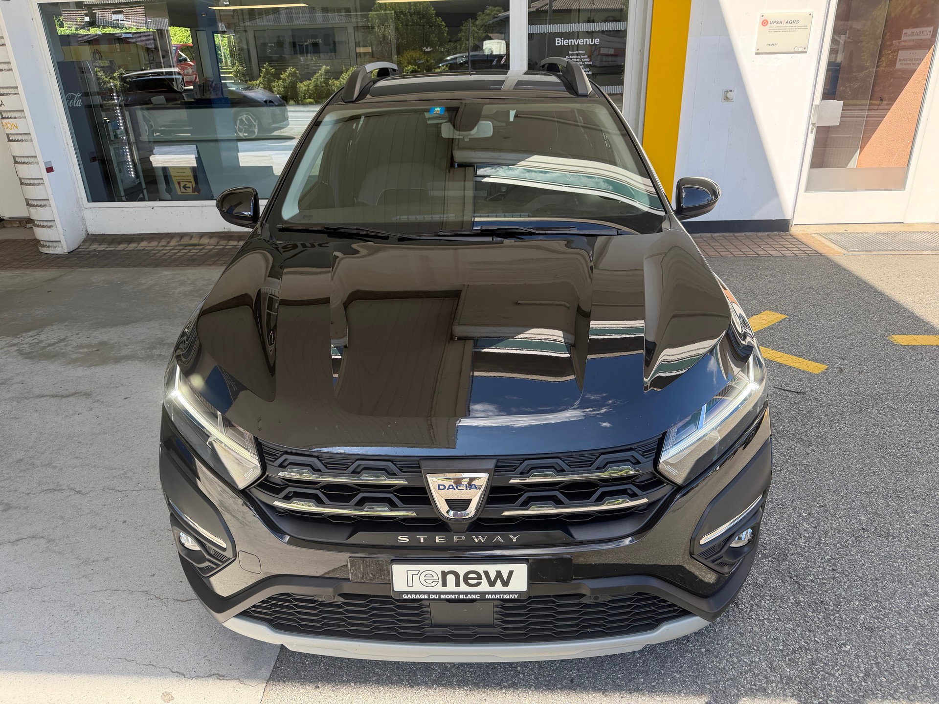 DACIA Sandero Stepway TCe 90 Comfort CVT-image-3