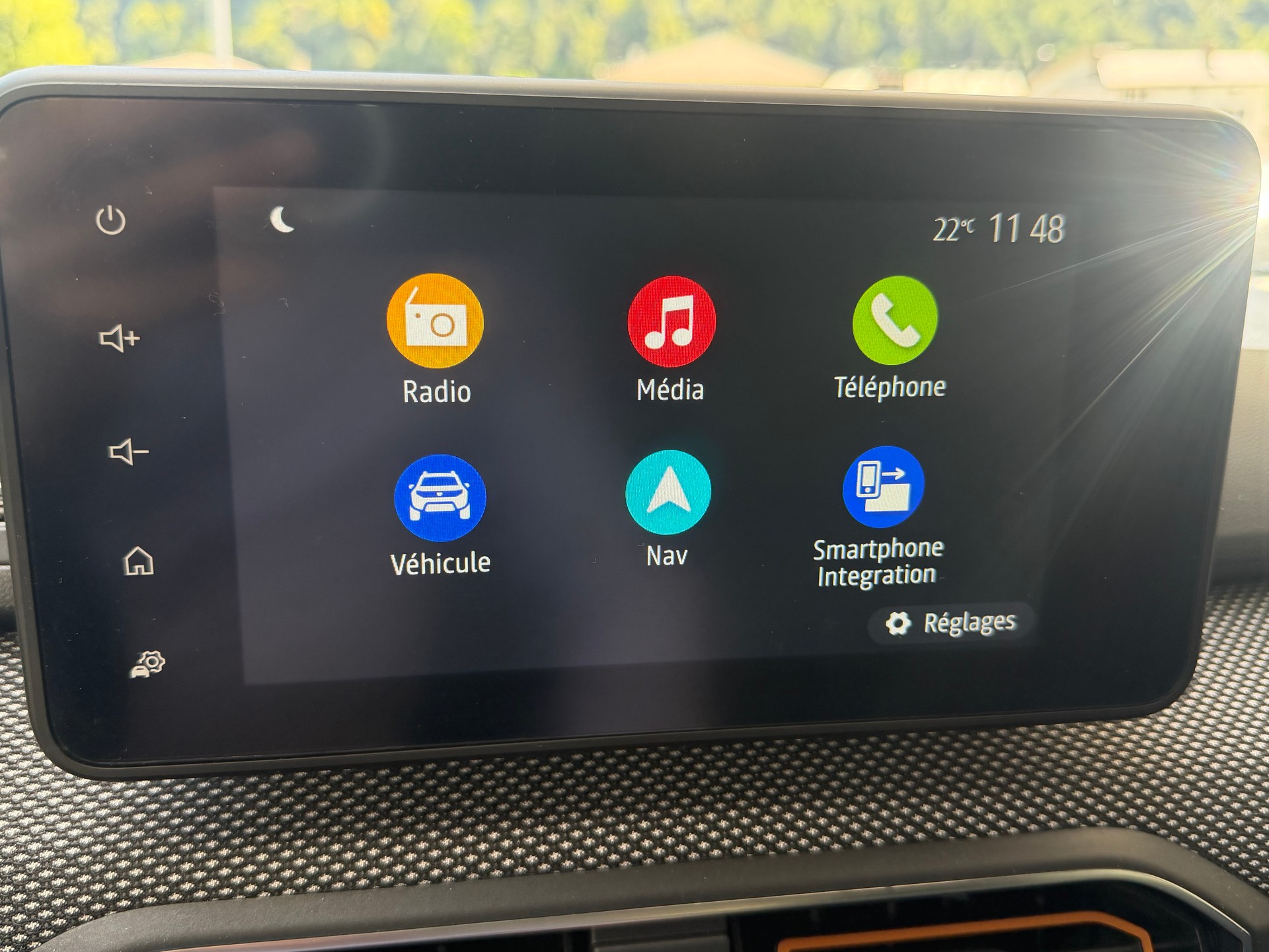 DACIA Sandero Stepway TCe 90 Comfort CVT-image-9