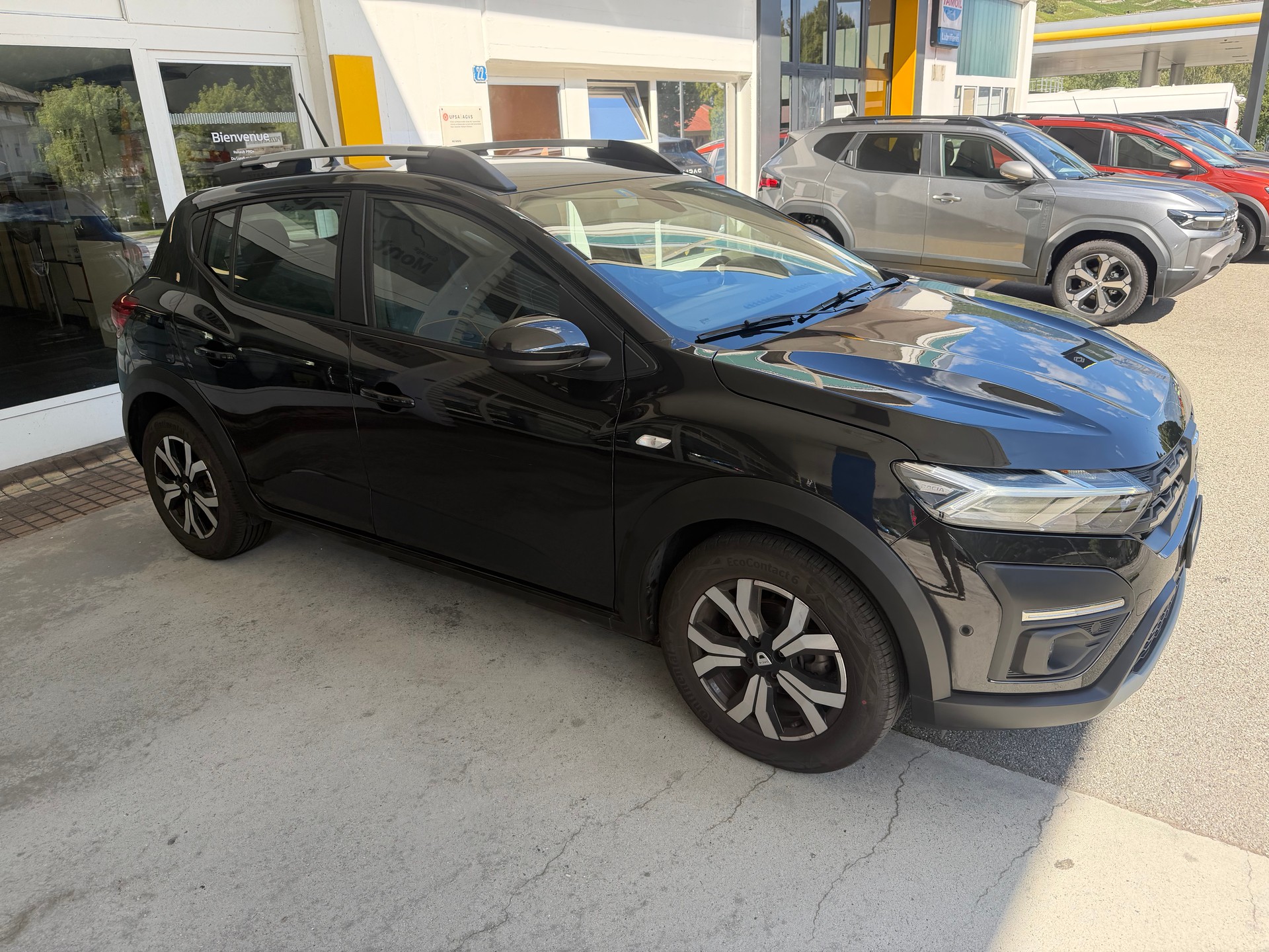 DACIA Sandero Stepway TCe 90 Comfort CVT-image-2