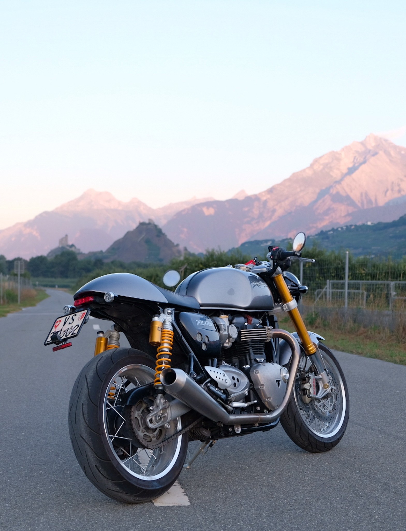 TRIUMPH Thruxton R 1200 i ABS-image-3