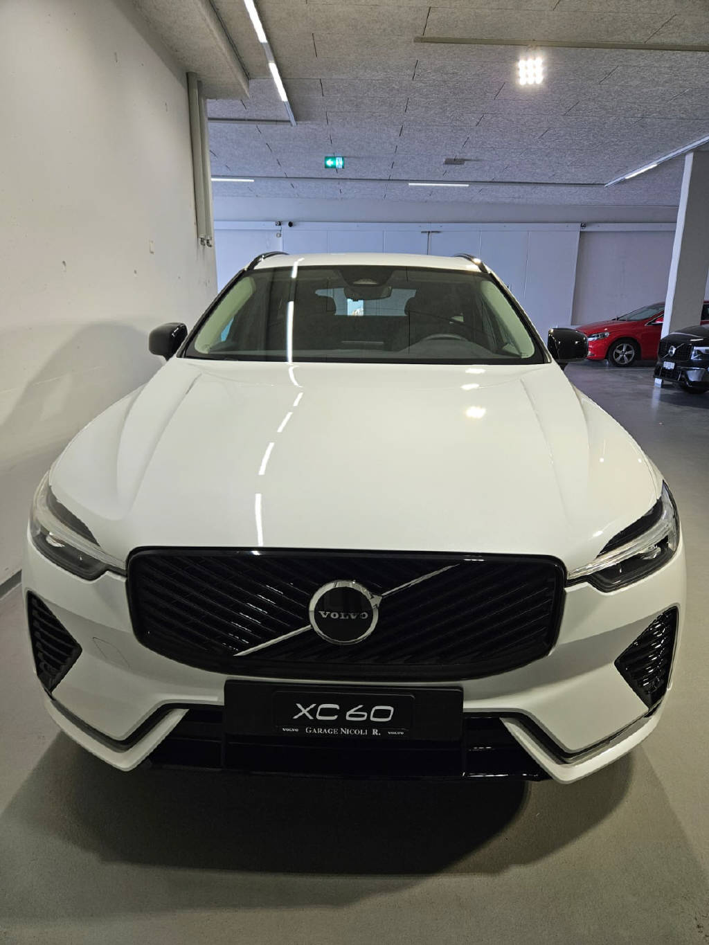 VOLVO XC60 2.0 T6 TE Plus Dark eAWD-image-10
