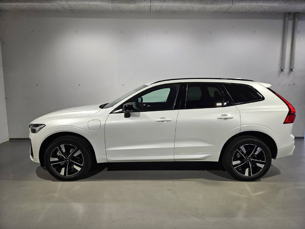 VOLVO XC60 2.0 T6 TE Plus Dark eAWD-image-14