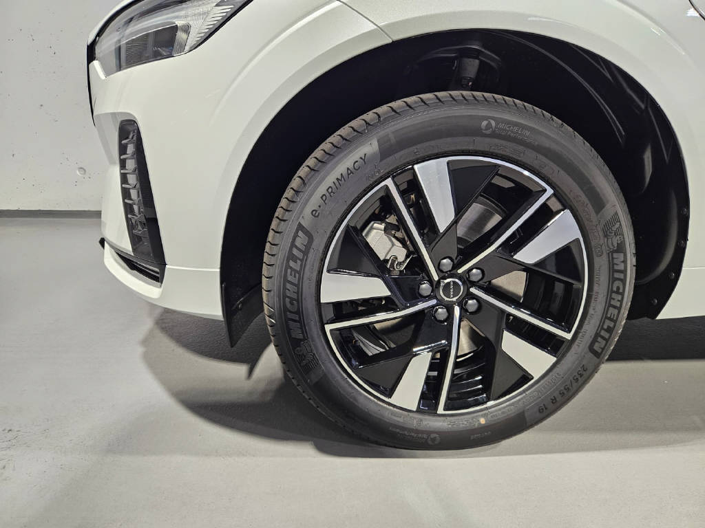 VOLVO XC60 2.0 T6 TE Plus Dark eAWD-image-12